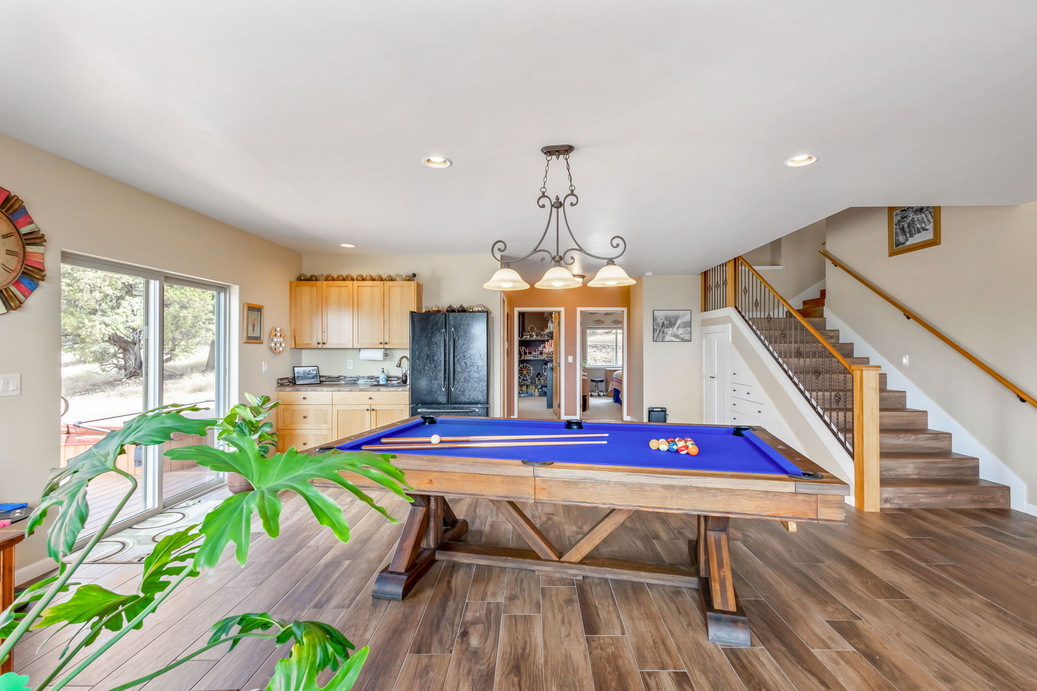 Prineville, Oregon, 97754, United States, 3 Bedrooms Bedrooms, ,4 BathroomsBathrooms,Residential,For Sale,1942116