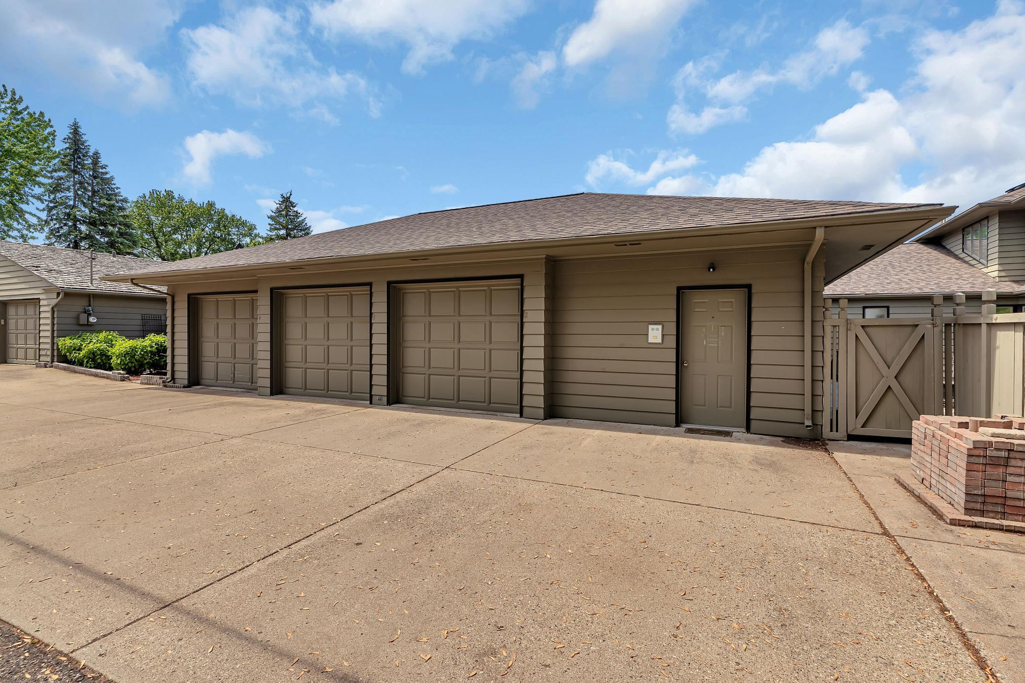 Saint Cloud, Minnesota, 56304, United States, 4 Bedrooms Bedrooms, ,4 BathroomsBathrooms,Residential,For Sale,1836908