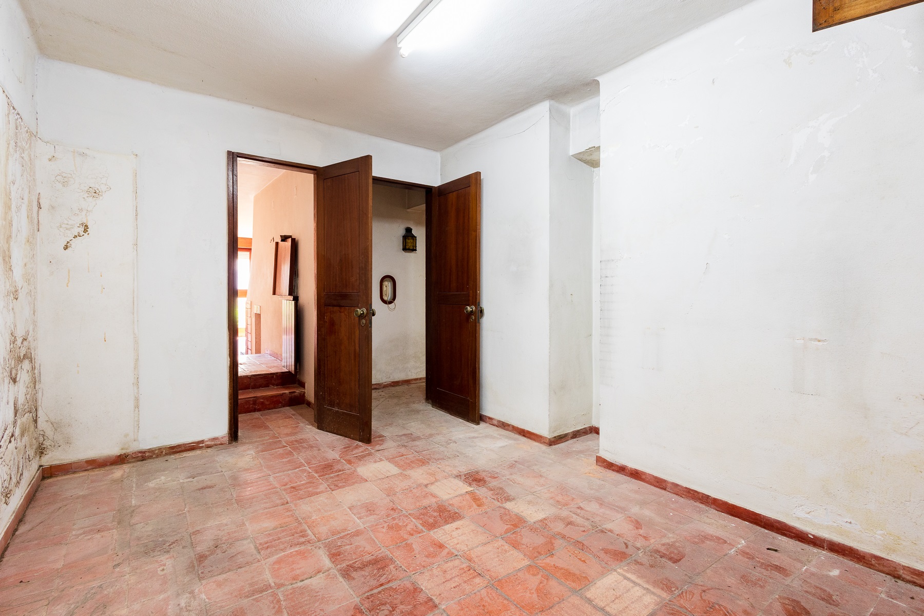  Semi-detached house, 5 bedrooms, for Sale - 物件實景