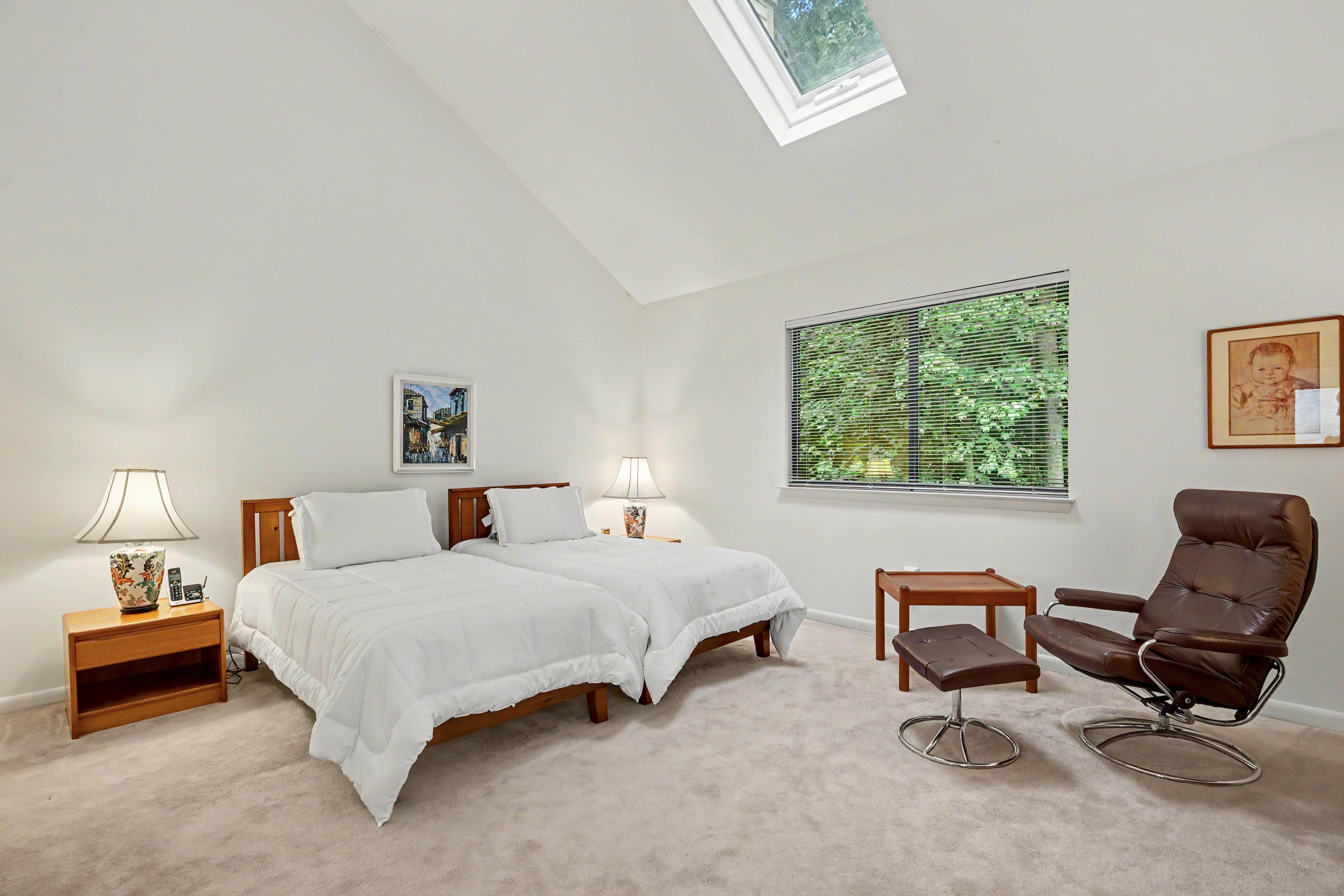  2435 Bedford Street - 物件實景