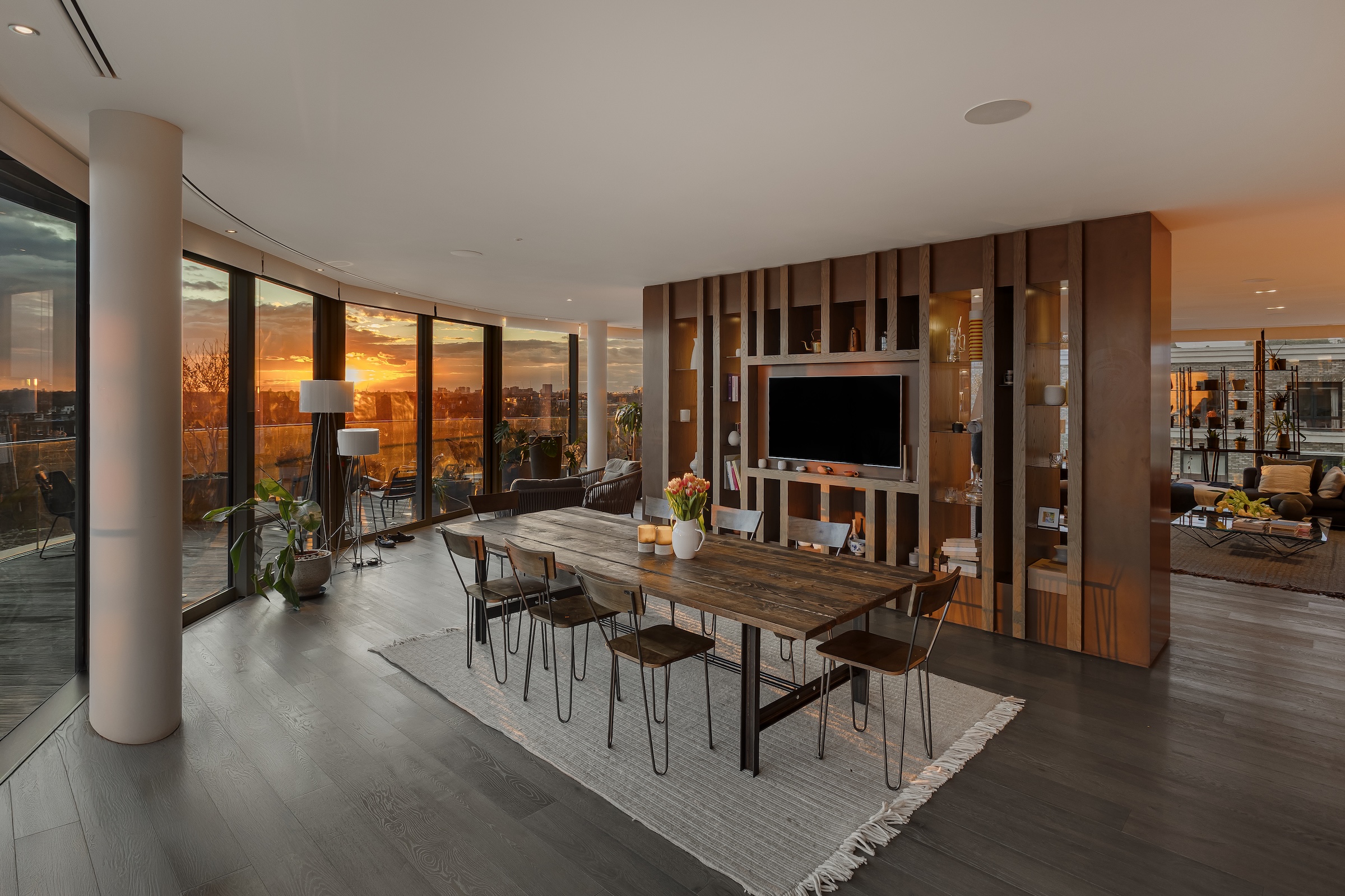  Striking penthouse with panoramic vistas of the Thames - 物件實景
