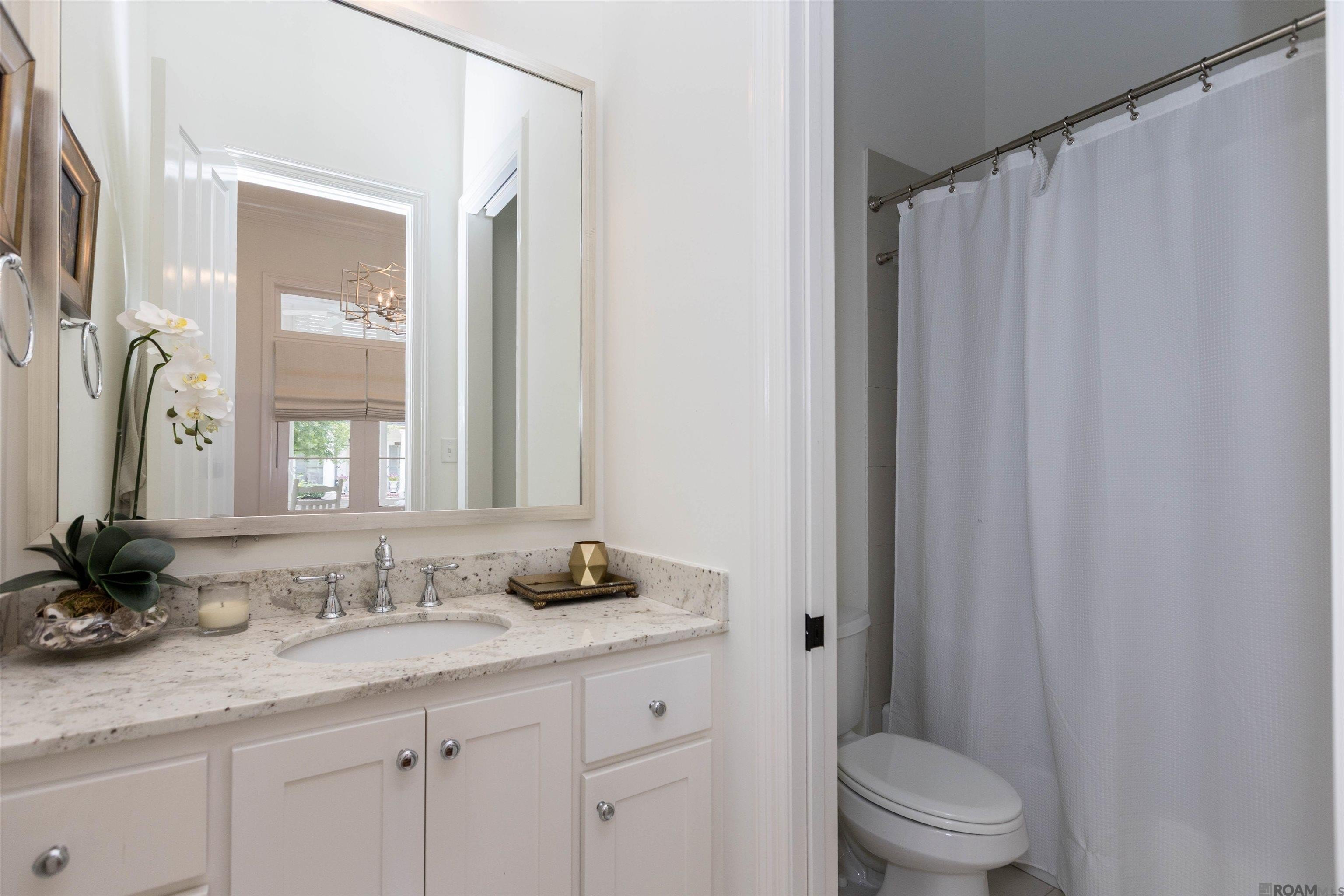 Saint George, Louisiana, 70810, United States, 4 Bedrooms Bedrooms, ,5 BathroomsBathrooms,Residential,For Sale,1894332