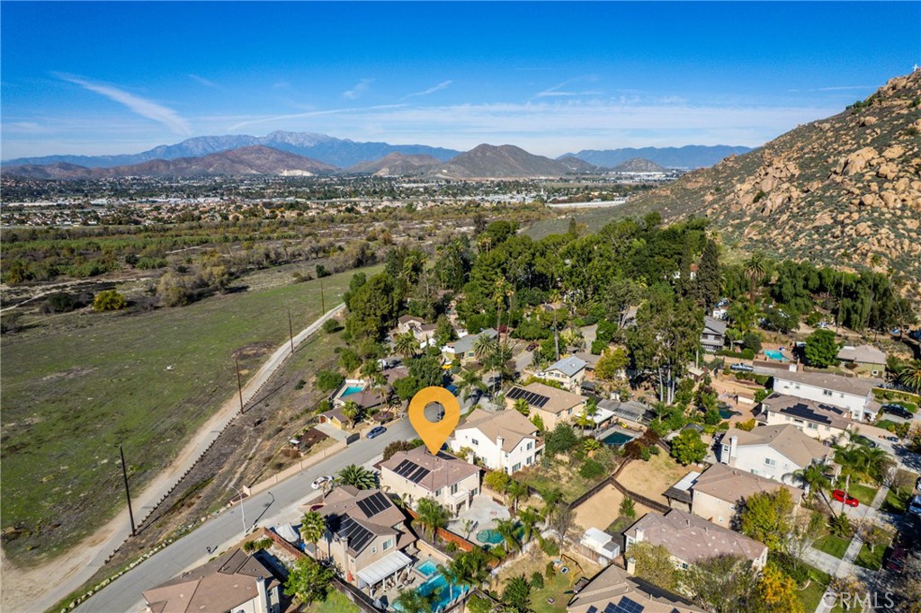 Riverside, California, 92501, United States, 5 Bedrooms Bedrooms, ,3 BathroomsBathrooms,Residential,For Sale,2003384