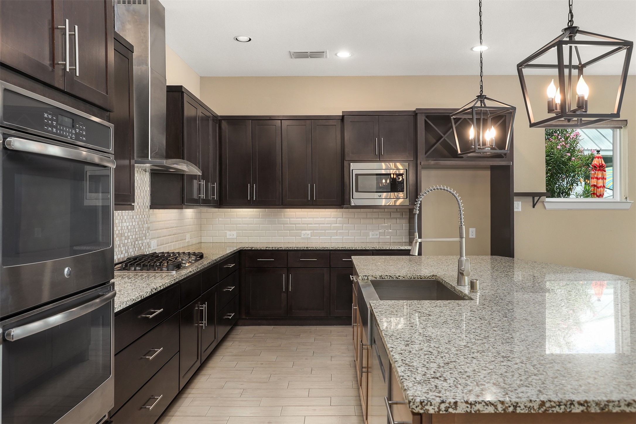 Texas City, Texas, 77590, United States, 3 Bedrooms Bedrooms, ,3 BathroomsBathrooms,Residential,For Sale,1911937