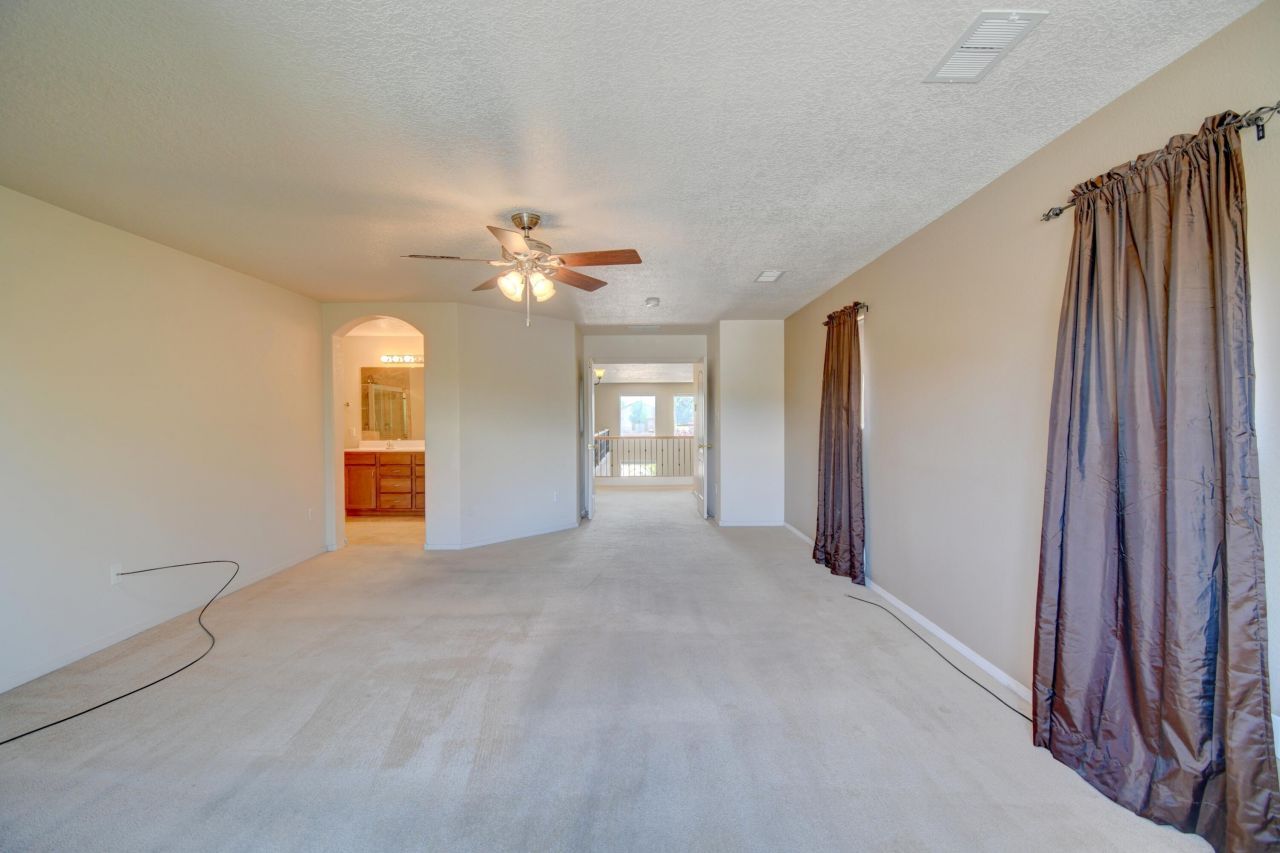 Rio Rancho, New Mexico, 87124, United States, 5 Bedrooms Bedrooms, ,3 BathroomsBathrooms,Residential,For Sale,1898268