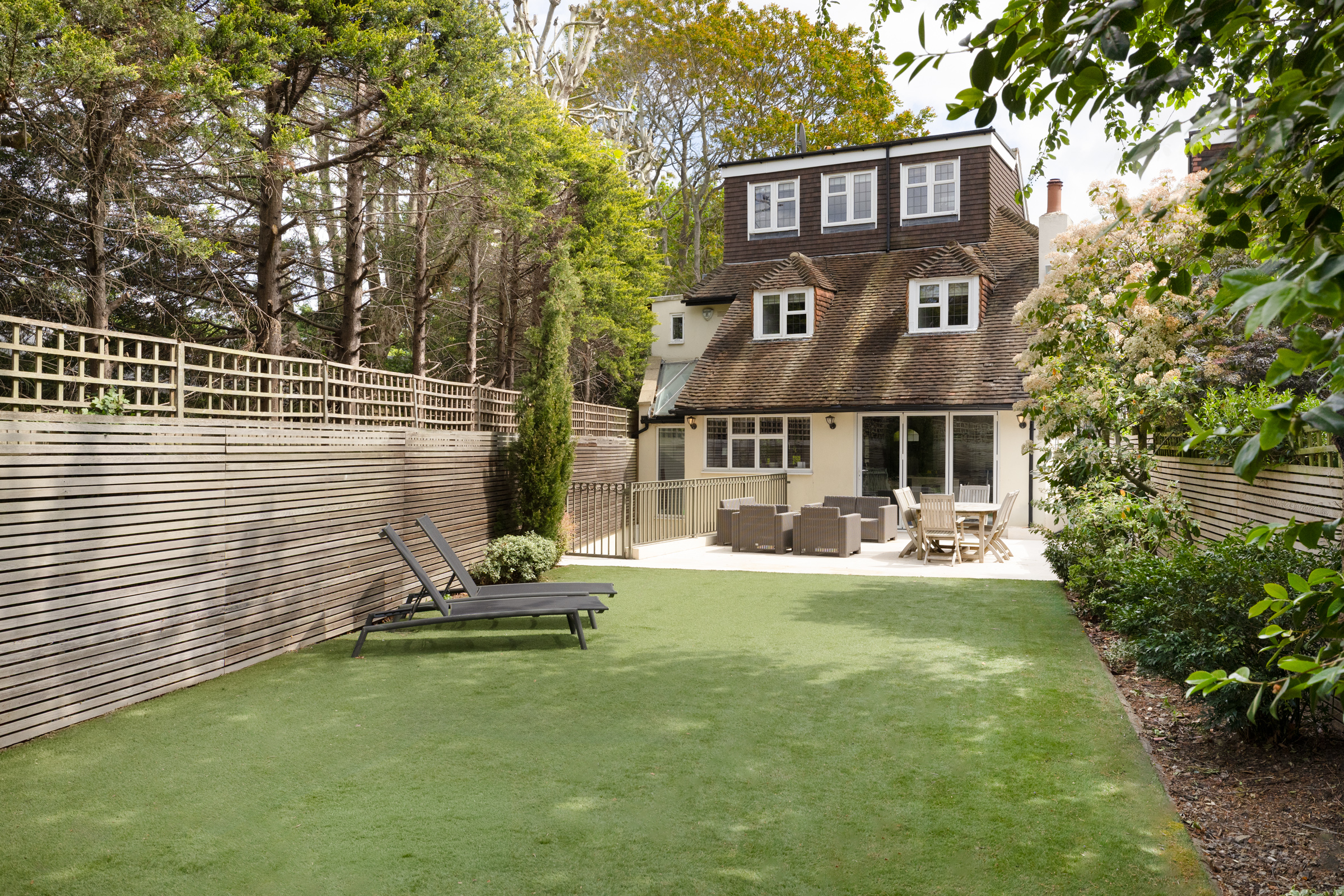  A Detached Family House in Barnes with a Basement and Garden Studio - 物件實景