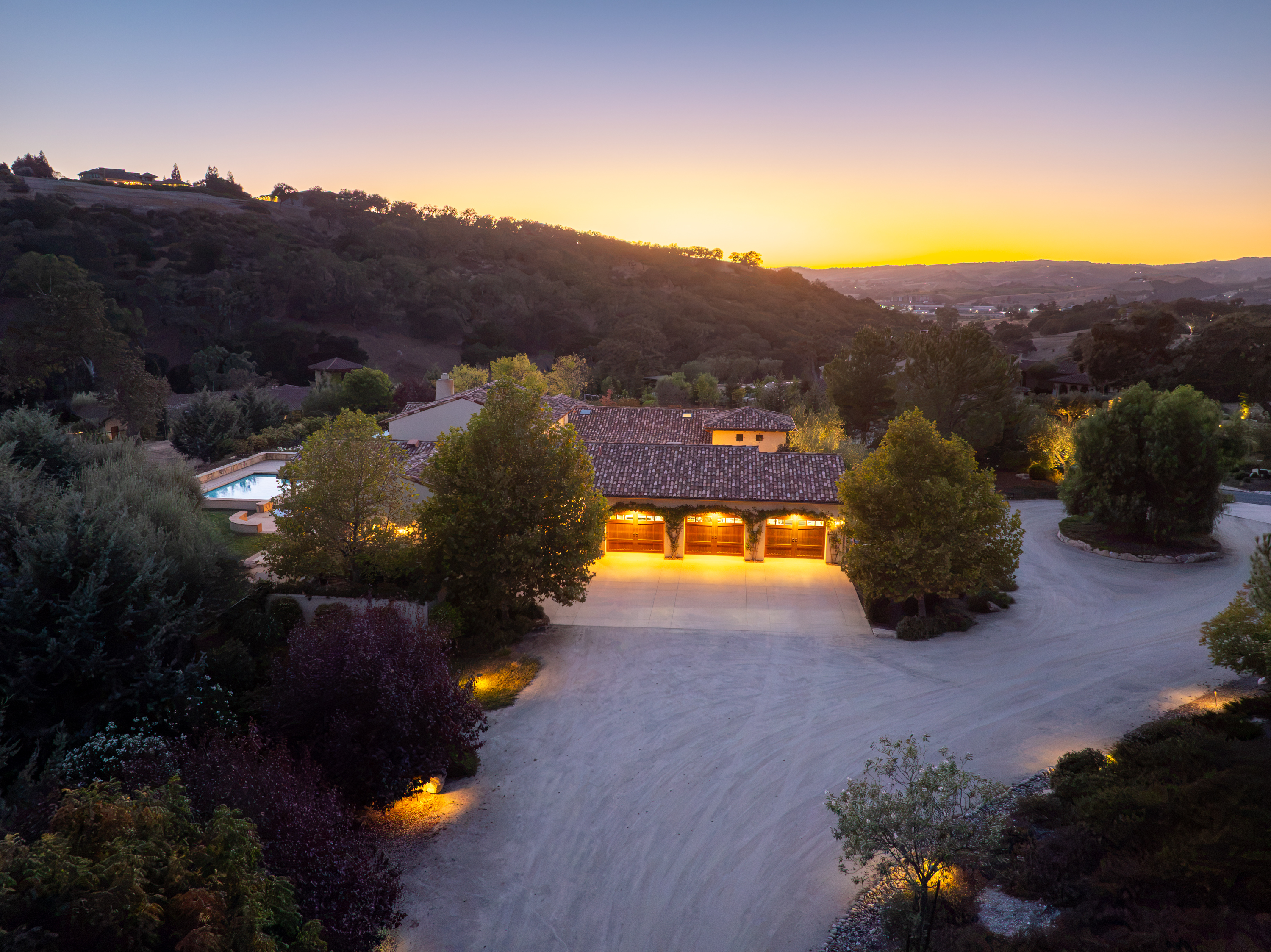  2325 Warm Springs Lane - 物件實景