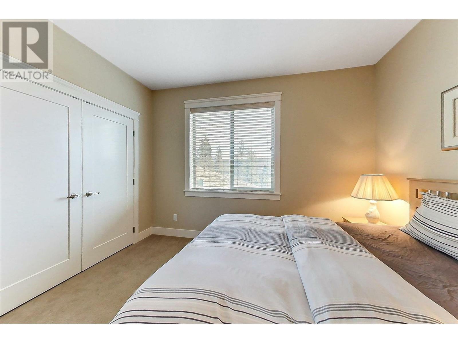KELOWNA, British Columbia, V1V 2R1, CA, 4 Bedrooms Bedrooms, ,3 BathroomsBathrooms,Residential,For Sale,1839022