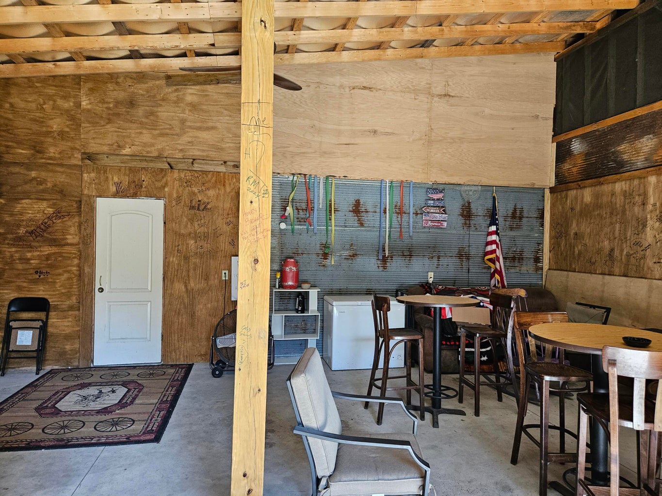 Aurora, Missouri, 65605, United States, 4 Bedrooms Bedrooms, ,2 BathroomsBathrooms,Residential,For Sale,1943592