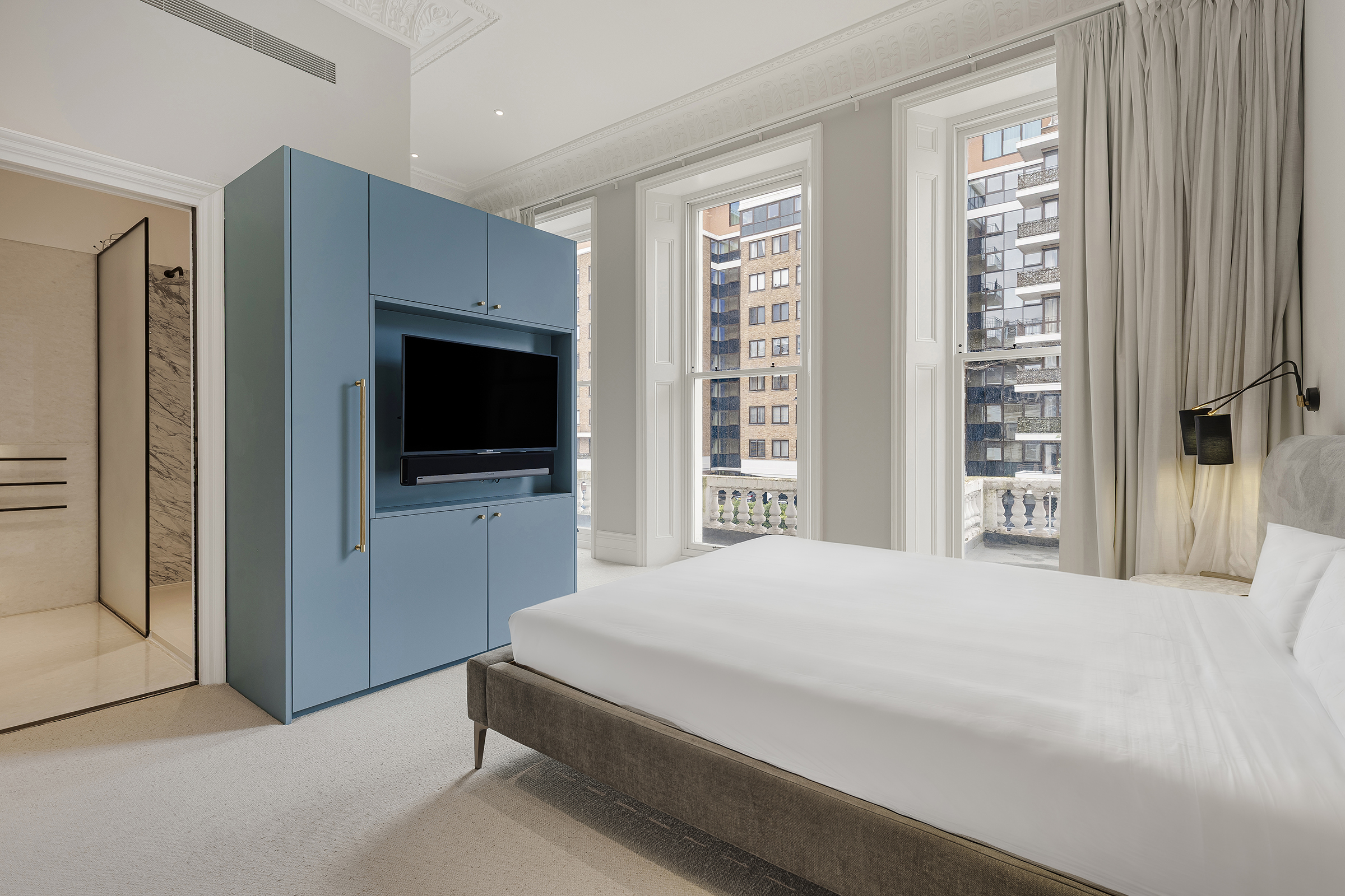 A Grand Lateral Apartment with Direct Lift Access in South Kensington - 物件實景