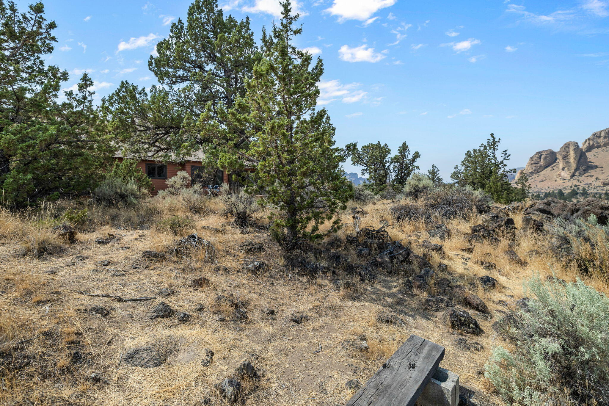 9210 NE Smith Rock Loop, Terrebonne, Oregon, 97760, United States, 2 Bedrooms Bedrooms, ,3 BathroomsBathrooms,Residential,For Sale,9210 NE Smith Rock Loop,1591545