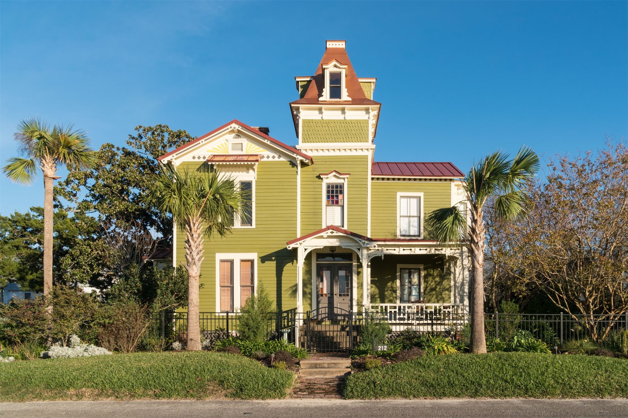 Fernandina Beach, Florida, 32034, United States, 3 Bedrooms Bedrooms, ,2 BathroomsBathrooms,Residential,For Sale,2040424