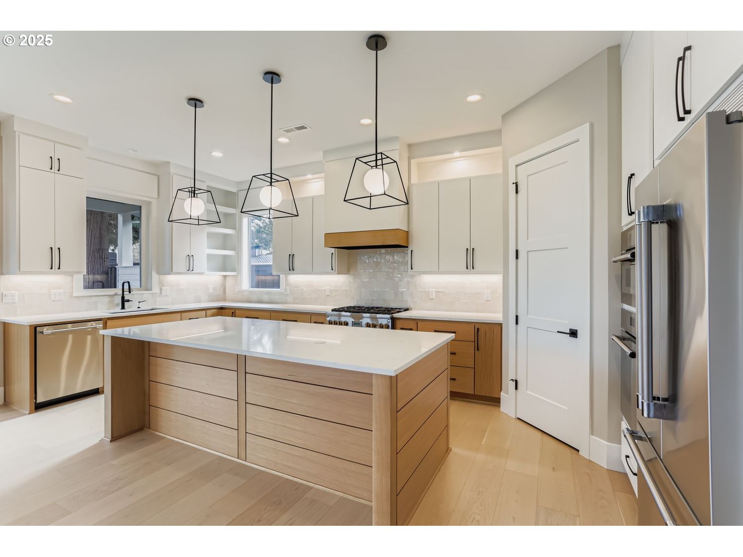 Portland, Oregon, 97229, United States, 4 Bedrooms Bedrooms, ,3 BathroomsBathrooms,Residential,For Sale,2000132