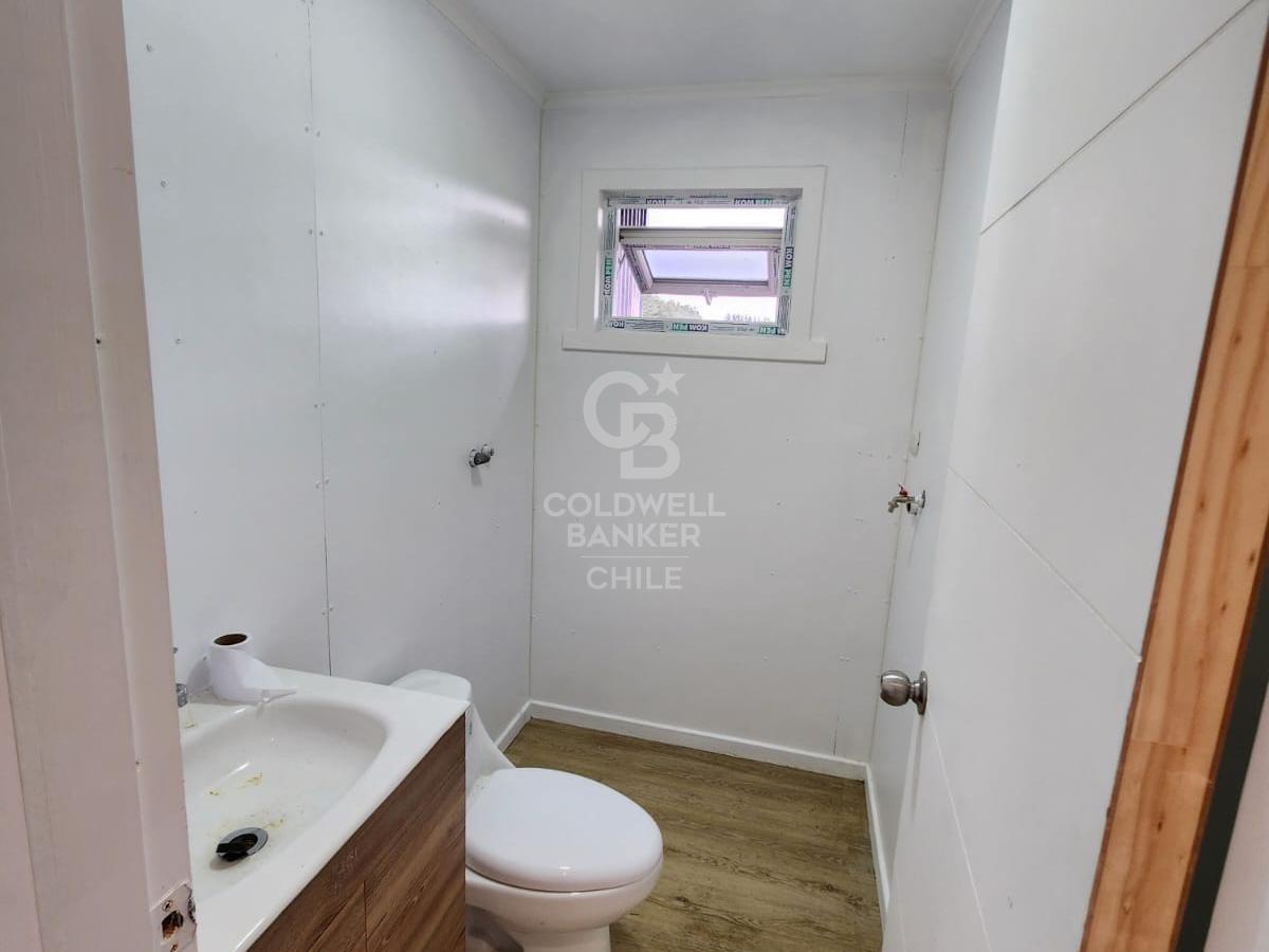 Frutillar, Chile, 9 Bedrooms Bedrooms, ,5 BathroomsBathrooms,Residential,For Sale,1958195