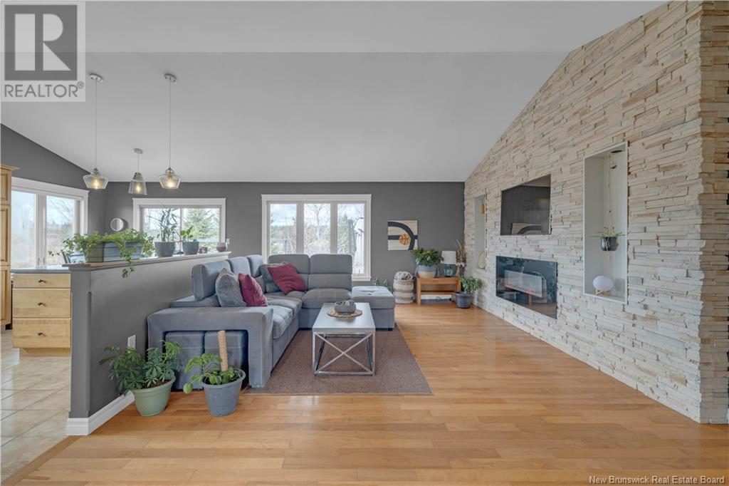 ST. STEPHEN, New Brunswick, E3L 0A7, CA, 4 Bedrooms Bedrooms, ,3 BathroomsBathrooms,Residential,For Sale,1912227