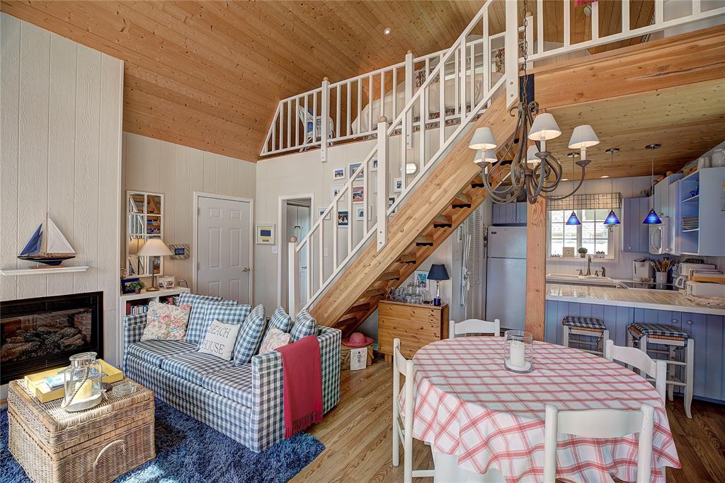 Polson, Montana, 59860, United States, 2 Bedrooms Bedrooms, ,1 BathroomBathrooms,Residential,For Sale,1870410