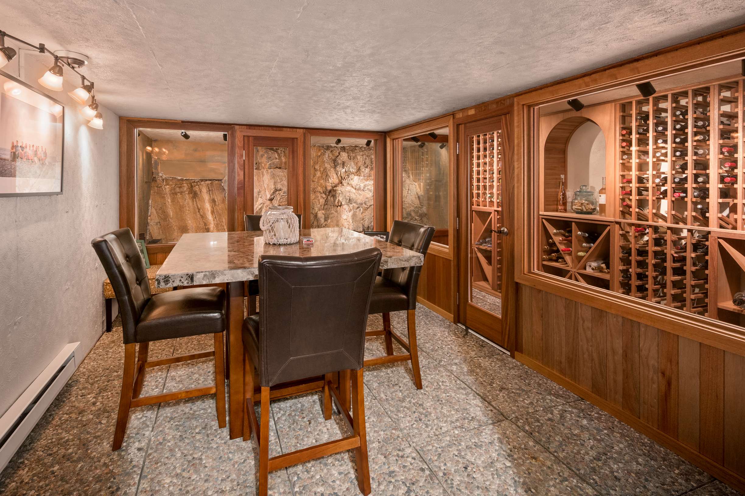  Elegant Estate Overlooking the Atlantic in Cape Neddick - 物件實景