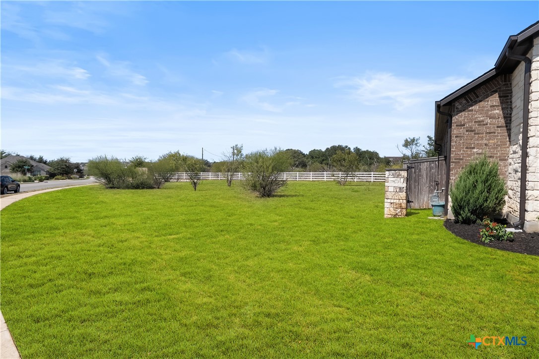 San Marcos, Texas, 78666, United States, 4 Bedrooms Bedrooms, ,4 BathroomsBathrooms,Residential,For Sale,1961240