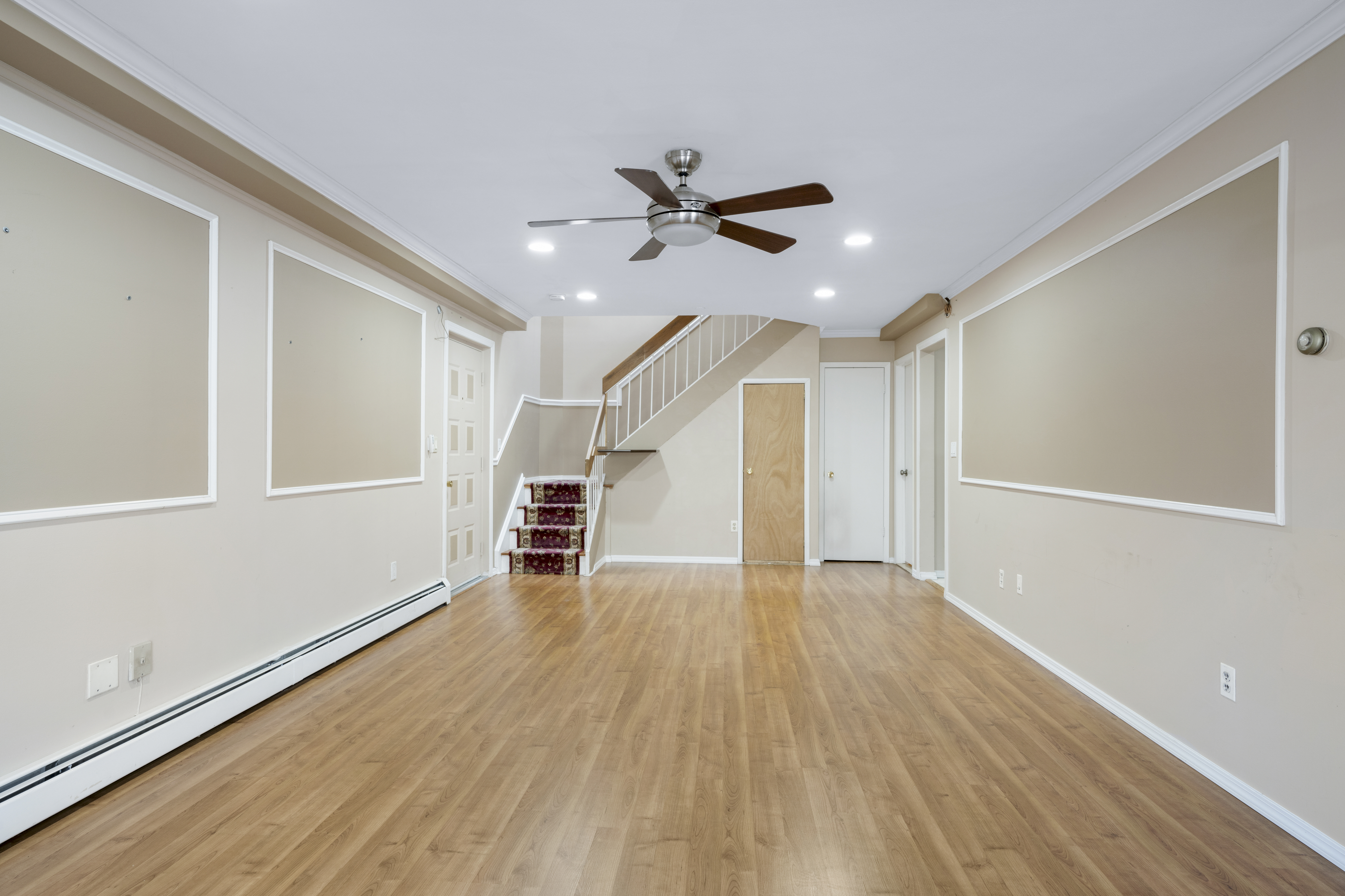  Two-Level Townhouse in White Plains - 物件實景