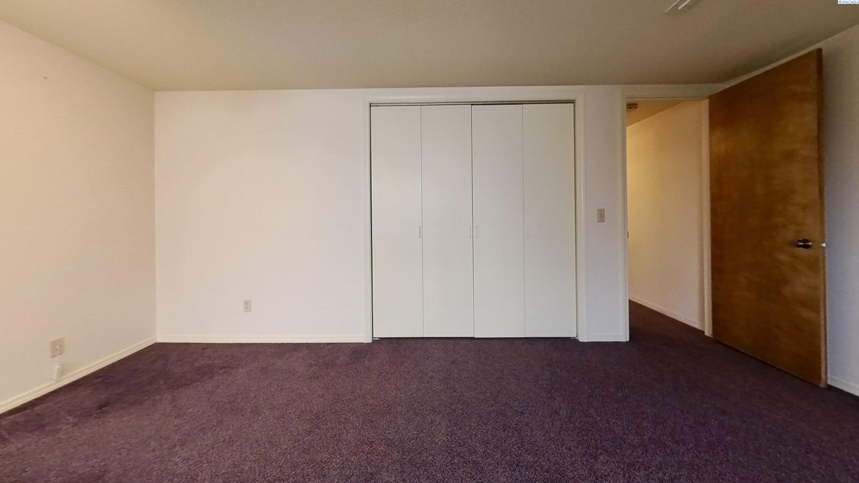 Pullman, Washington, 99163, United States, 4 Bedrooms Bedrooms, ,1 BathroomBathrooms,Residential,For Sale,1858265