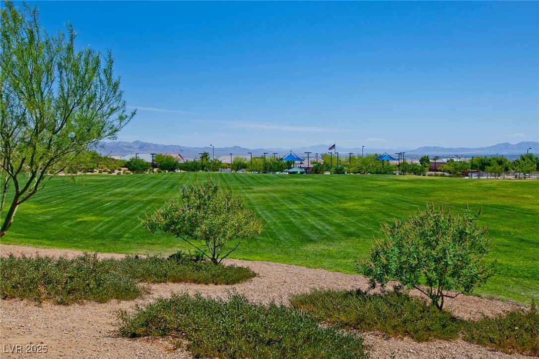 Las Vegas, Nevada, 89166, United States, 4 Bedrooms Bedrooms, ,3 BathroomsBathrooms,Residential,For Sale,1960504