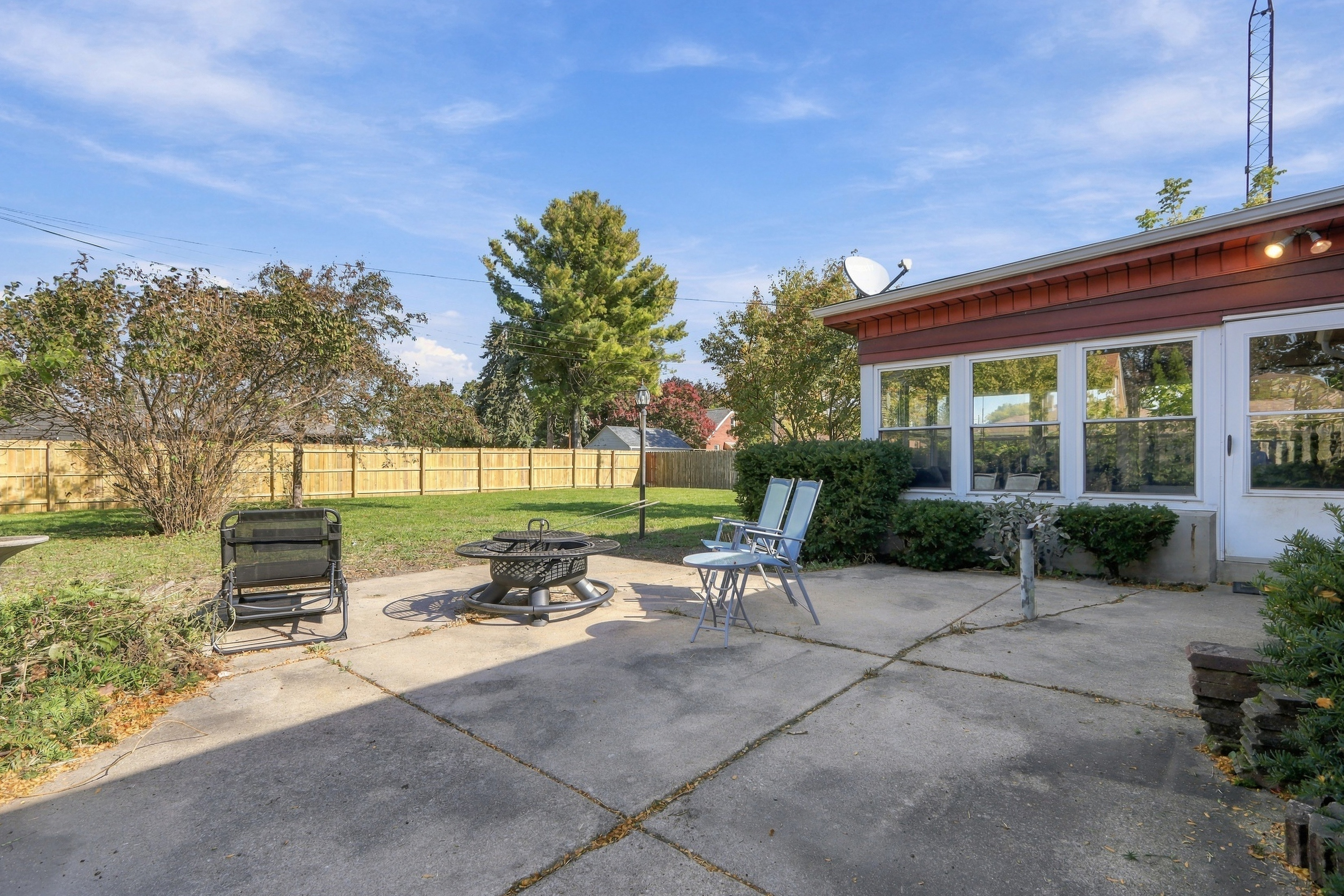  Move-in Ready 3-Bedroom Ranch - 物件實景