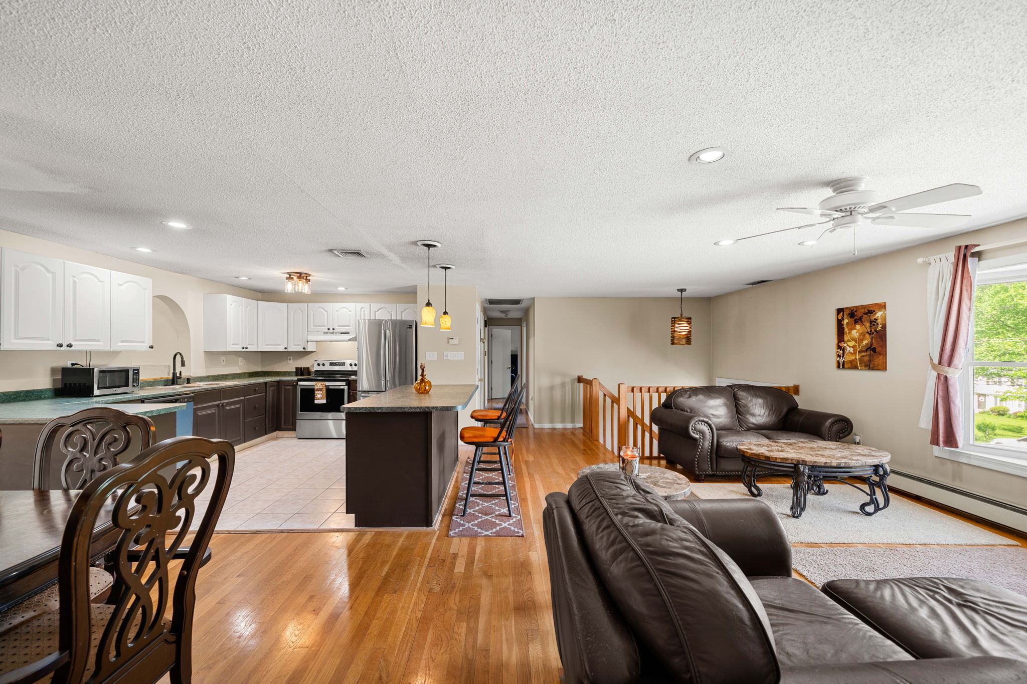 240 Hampstead St, Methuen, MA, 01844 - 物件實景