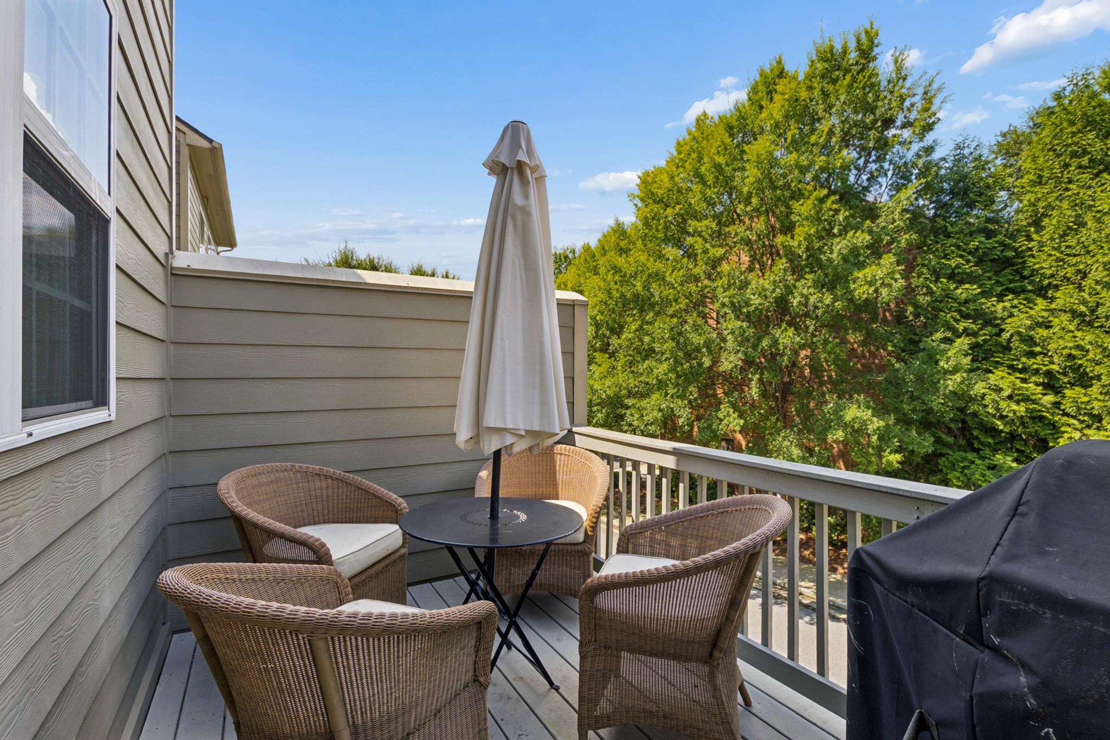  Beautiful, Light-filled Townhome in Historic Desirable Ardmore Park Neighborhood - 物件實景