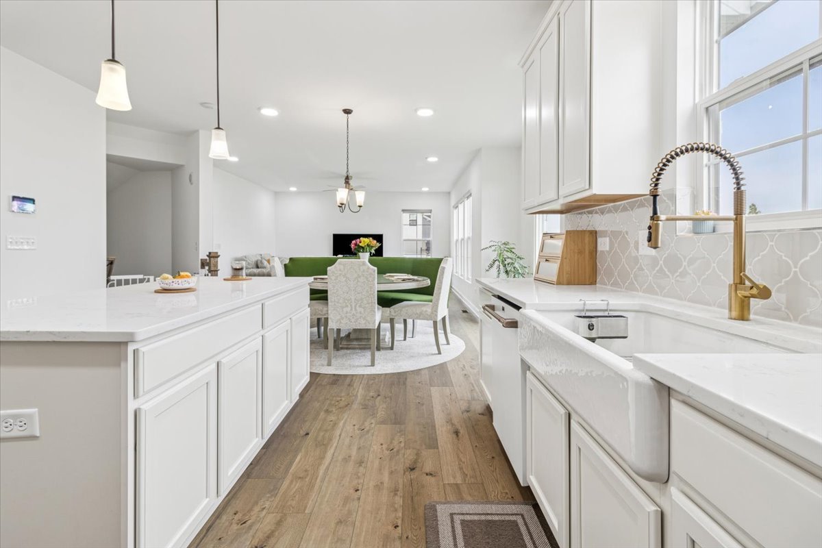 Plainfield, Illinois, 60544, United States, 3 Bedrooms Bedrooms, ,3 BathroomsBathrooms,Residential,For Sale,1967052