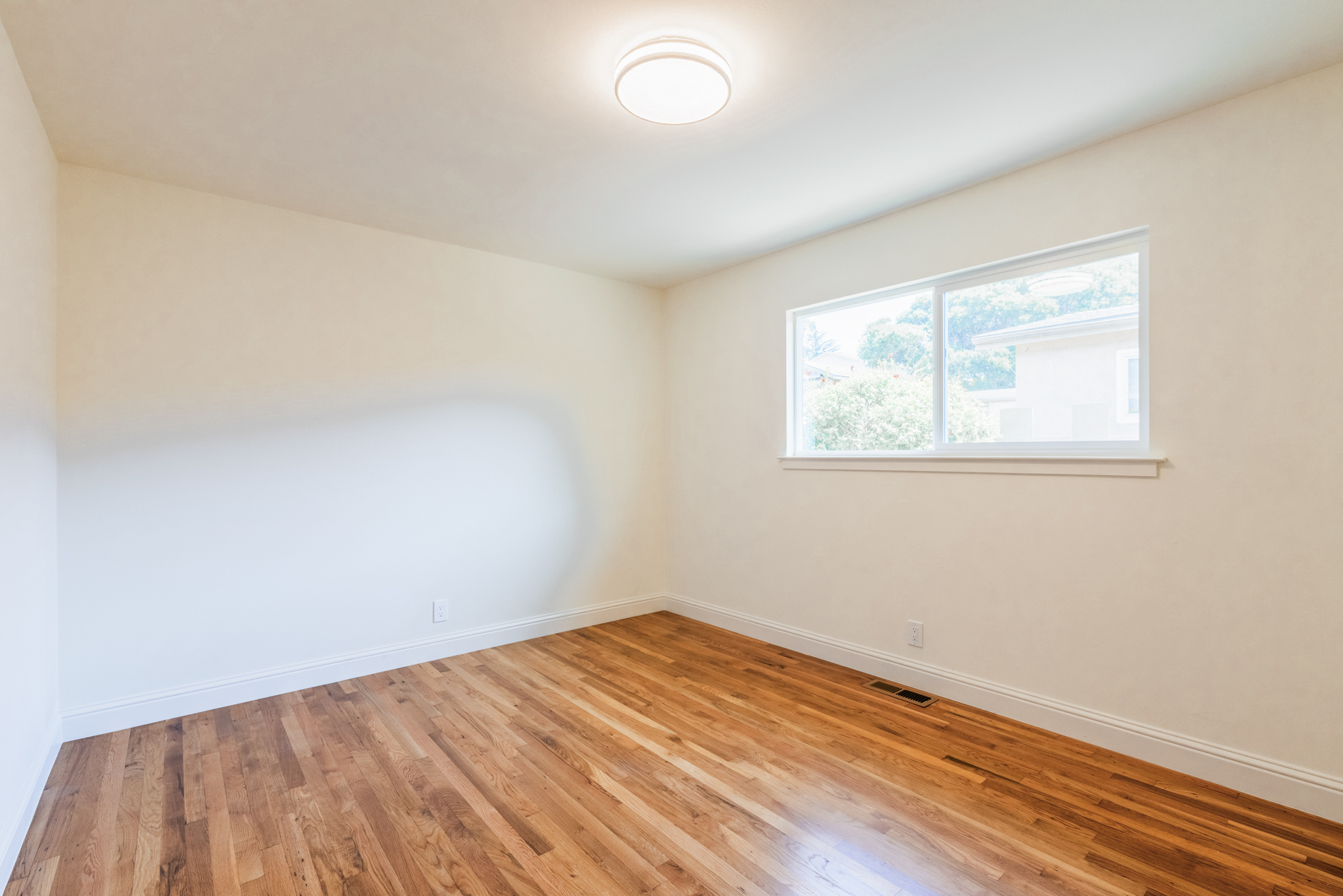  1072 Carson Street - 物件實景