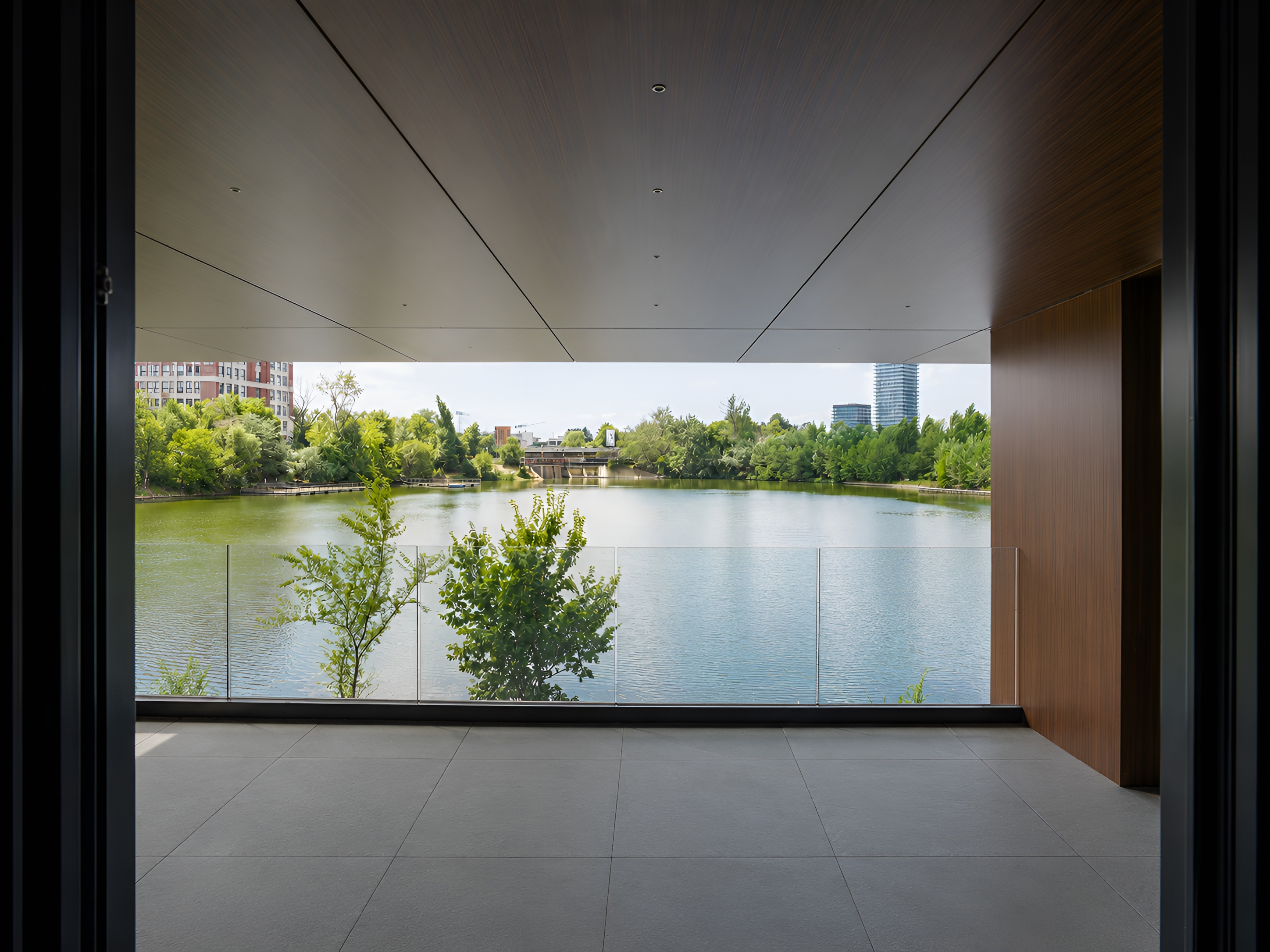  Seven-Room Waterfront Apartment Directly at Lake Level on Lake Floreasca - 物件實景