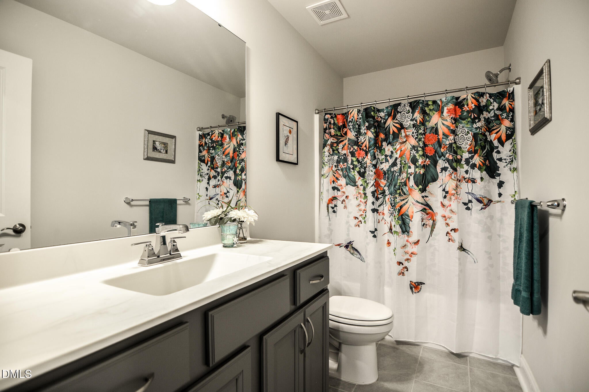 Clayton, North Carolina, 27527, United States, 3 Bedrooms Bedrooms, ,3 BathroomsBathrooms,Residential,For Sale,1958023