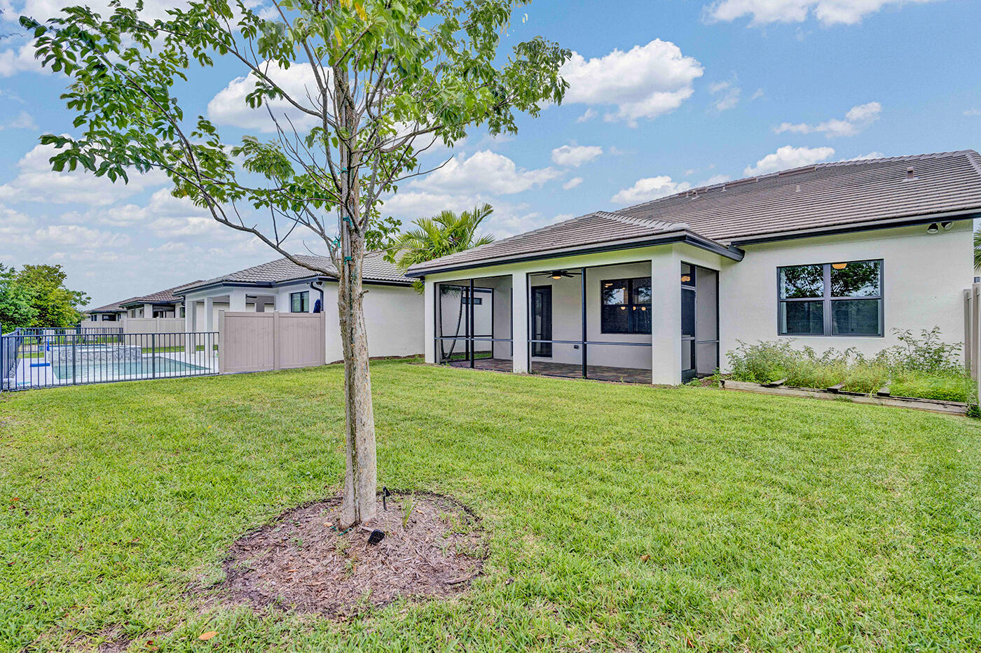 Lake Worth, Florida, 33467, United States, 5 Bedrooms Bedrooms, ,3 BathroomsBathrooms,Residential,For Sale,2048468