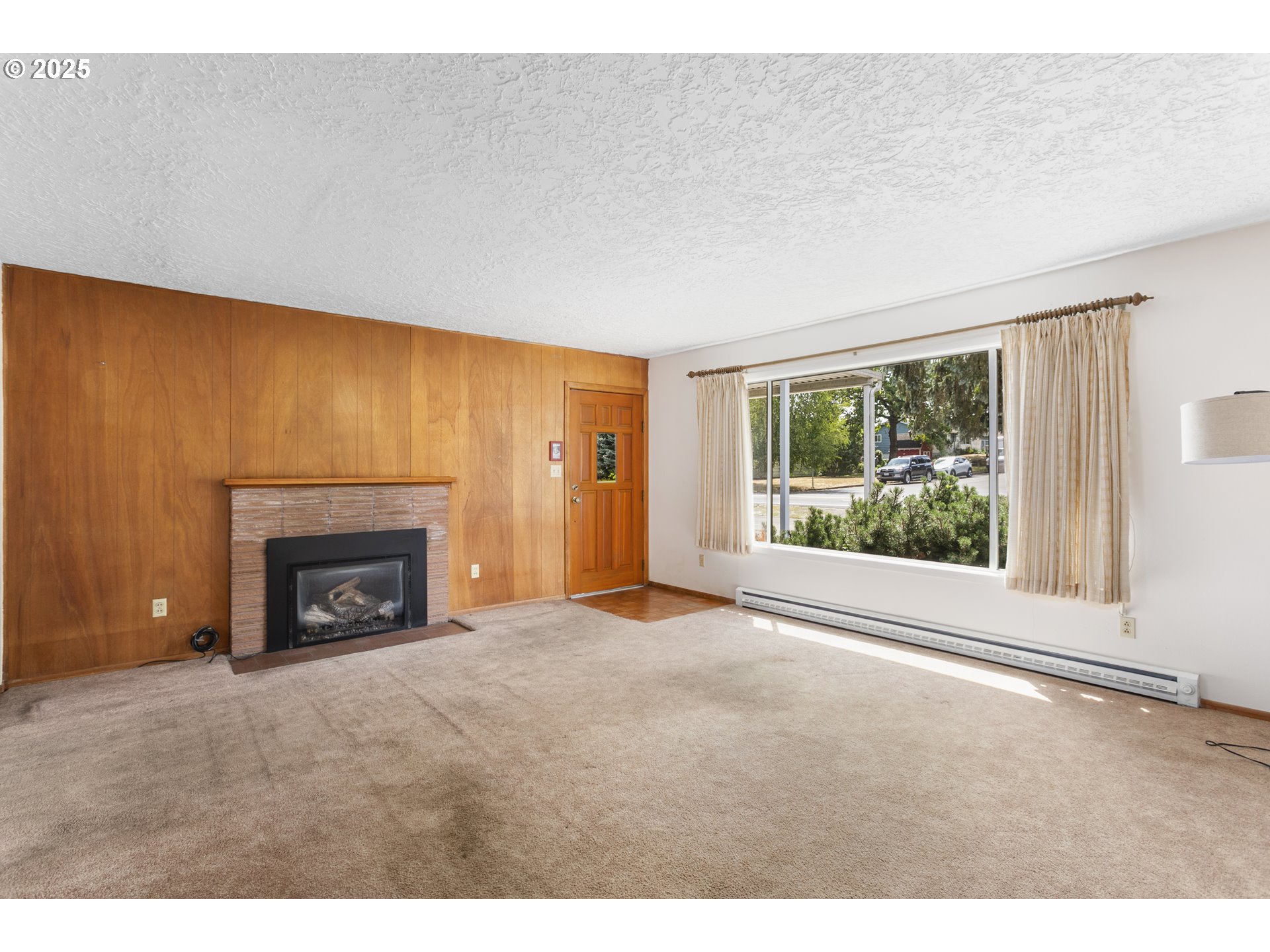 Vancouver, Washington, 98663, United States, 3 Bedrooms Bedrooms, ,1 BathroomBathrooms,Residential,For Sale,1911249