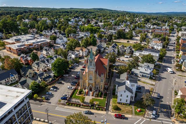 Concord, New Hampshire, 03301, United States, 3 Bedrooms Bedrooms, ,2 BathroomsBathrooms,Residential,For Sale,1986061