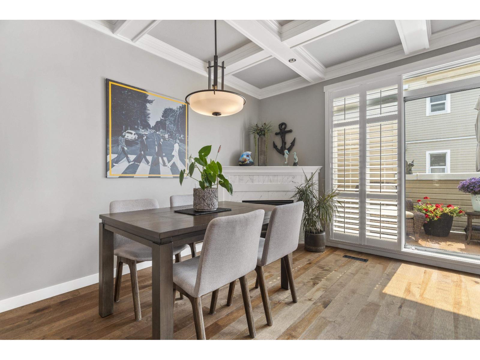 WHITE ROCK, British Columbia, V4B 3T4, CA, 3 Bedrooms Bedrooms, ,4 BathroomsBathrooms,Residential,For Sale,1949298
