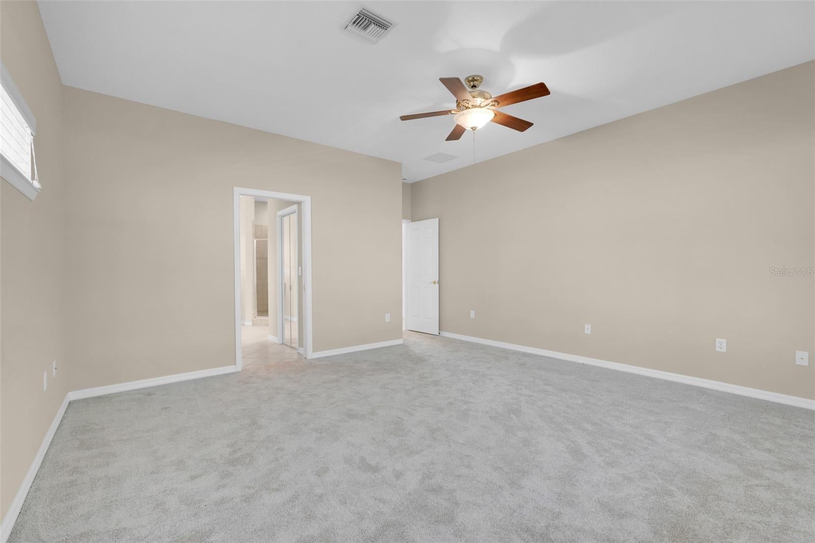 CLERMONT, Florida, 34711, United States, 4 Bedrooms Bedrooms, ,4 BathroomsBathrooms,Residential,For Sale,2003496