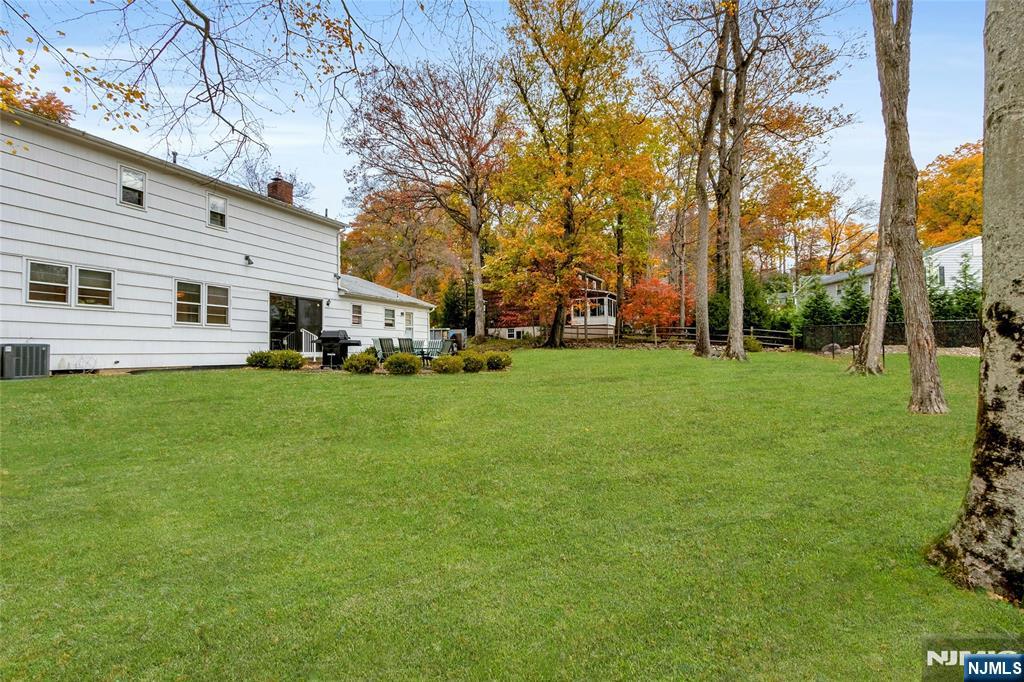 River Vale, New Jersey, 07675, United States, 4 Bedrooms Bedrooms, ,3 BathroomsBathrooms,Residential,For Sale,1987522