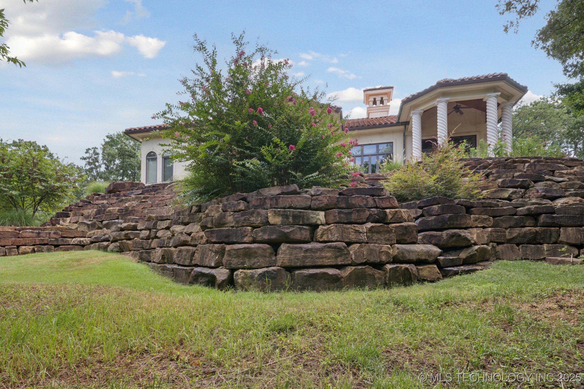 Tulsa, Oklahoma, 74132, United States, 4 Bedrooms Bedrooms, ,3 BathroomsBathrooms,Residential,For Sale,1917084