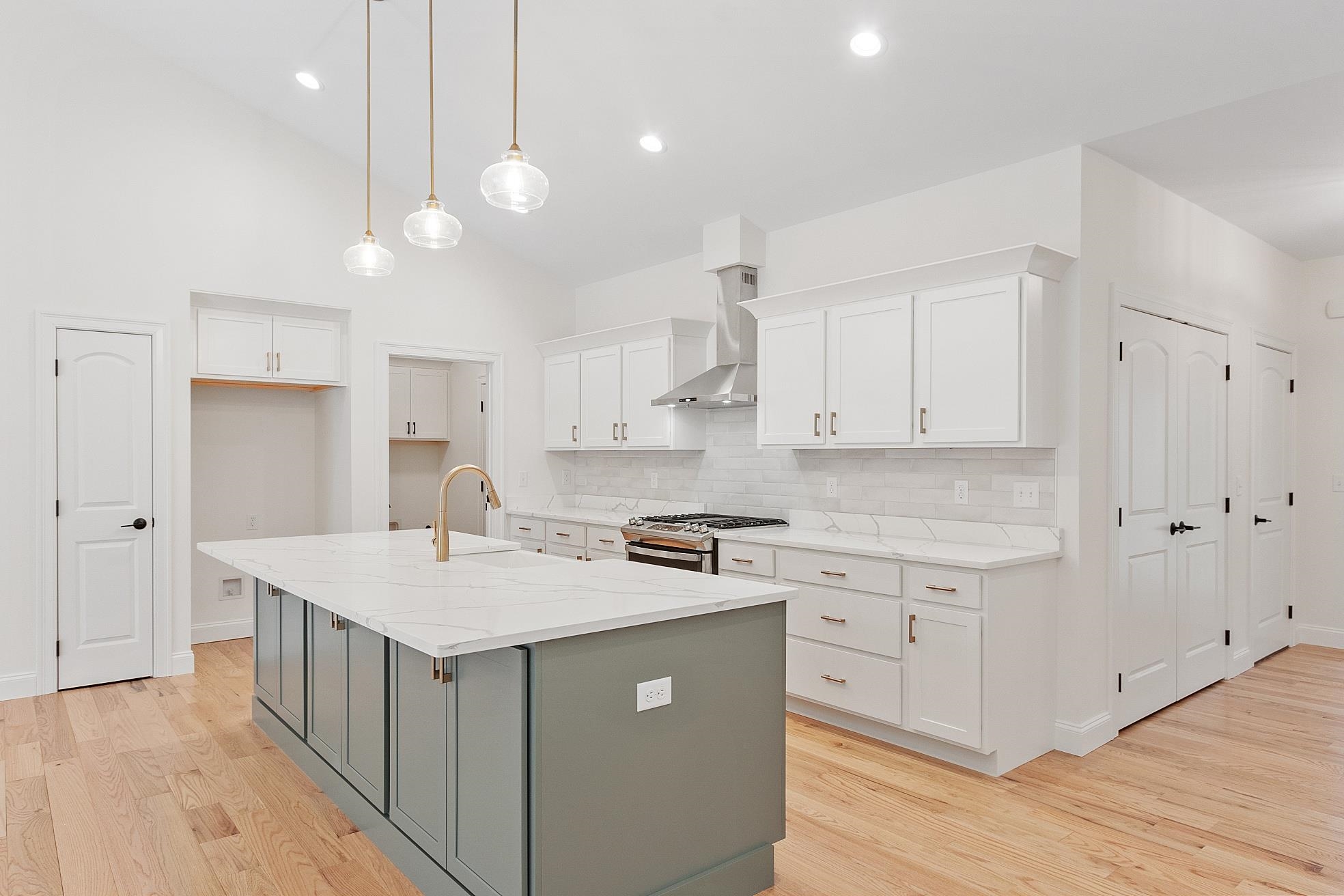 Peterborough, New Hampshire, 03458, United States, 3 Bedrooms Bedrooms, ,1 BathroomBathrooms,Residential,For Sale,1828111