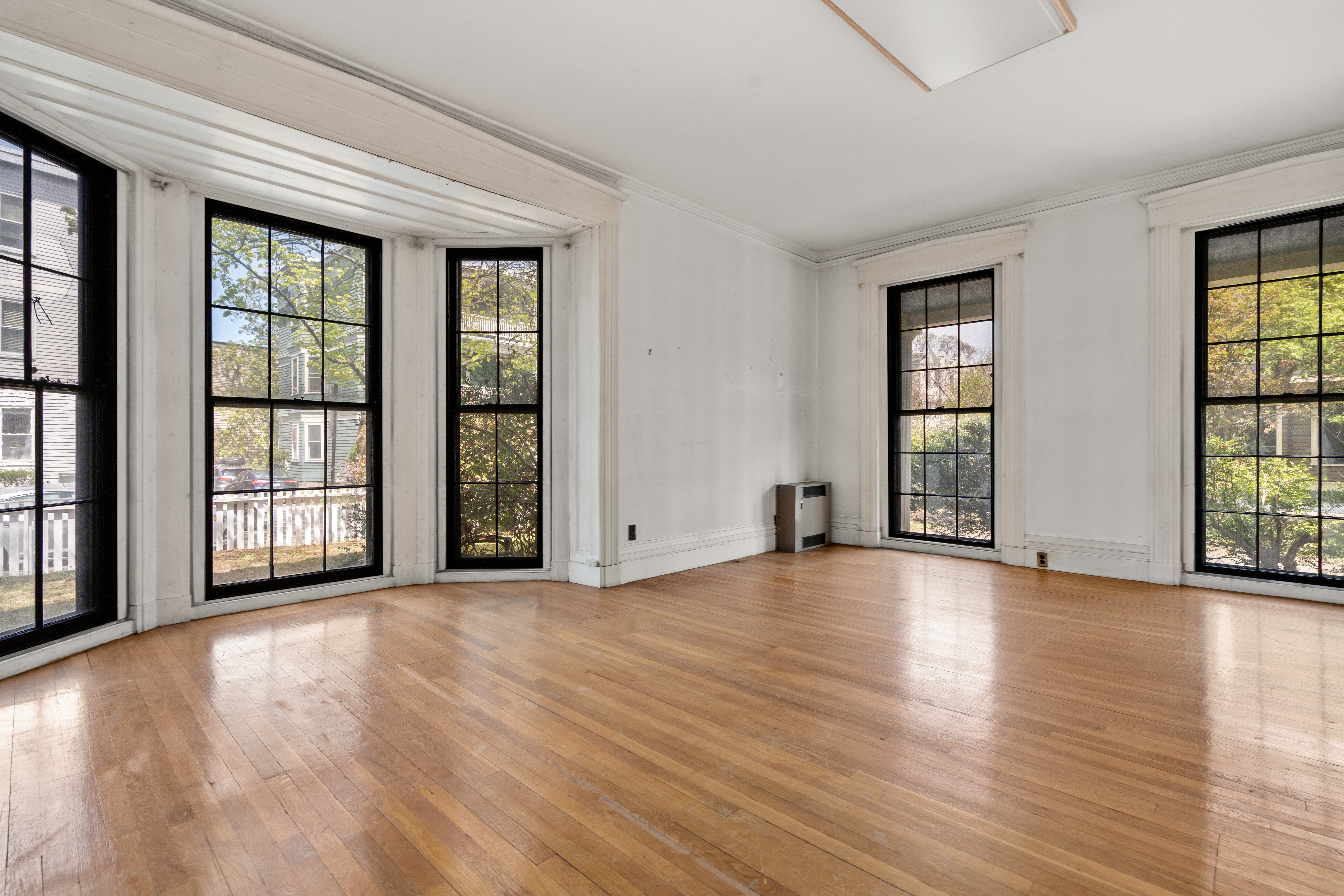  19 Linden Street, Brookline, MA, 02445 - 物件實景