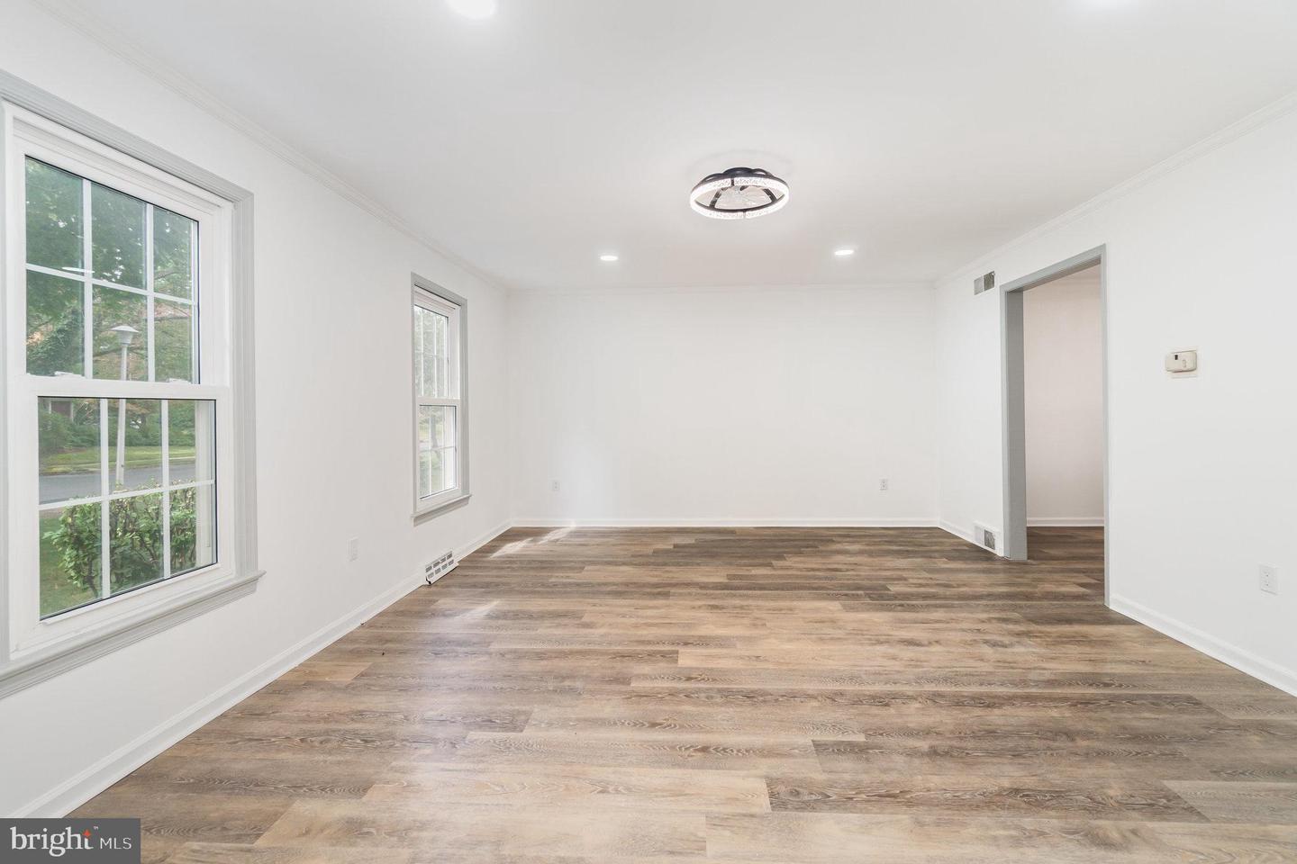 Mechanicsburg, Pennsylvania, 17050, United States, 4 Bedrooms Bedrooms, ,3 BathroomsBathrooms,Residential,For Sale,1948307