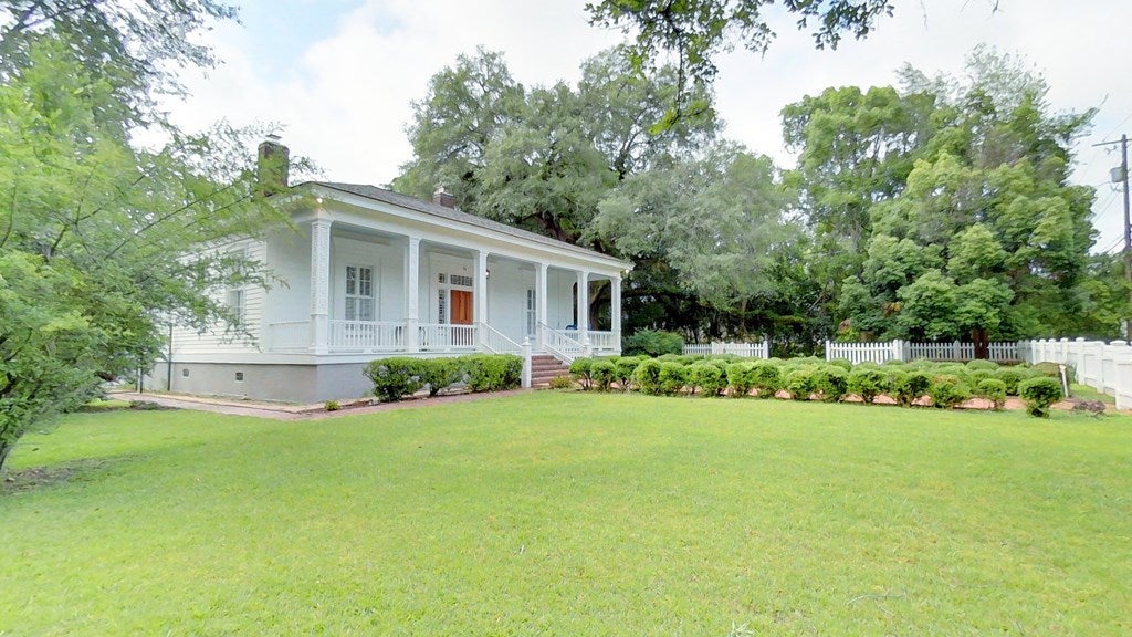 Thomasville, Georgia, 31792, United States, 3 Bedrooms Bedrooms, ,3 BathroomsBathrooms,Residential,For Sale,2005242