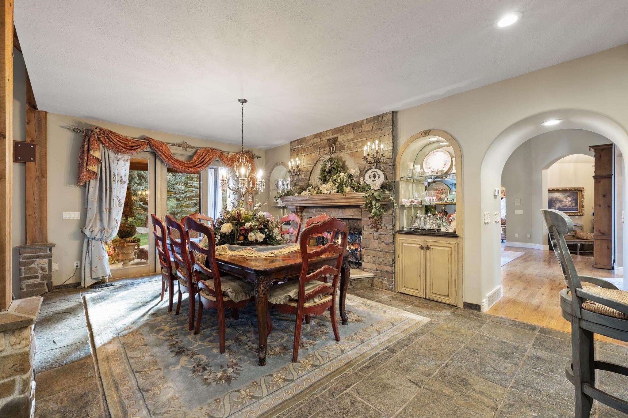 Salt Lake City, Utah, 84121, United States, 5 Bedrooms Bedrooms, ,6 BathroomsBathrooms,Residential,For Sale,1974562