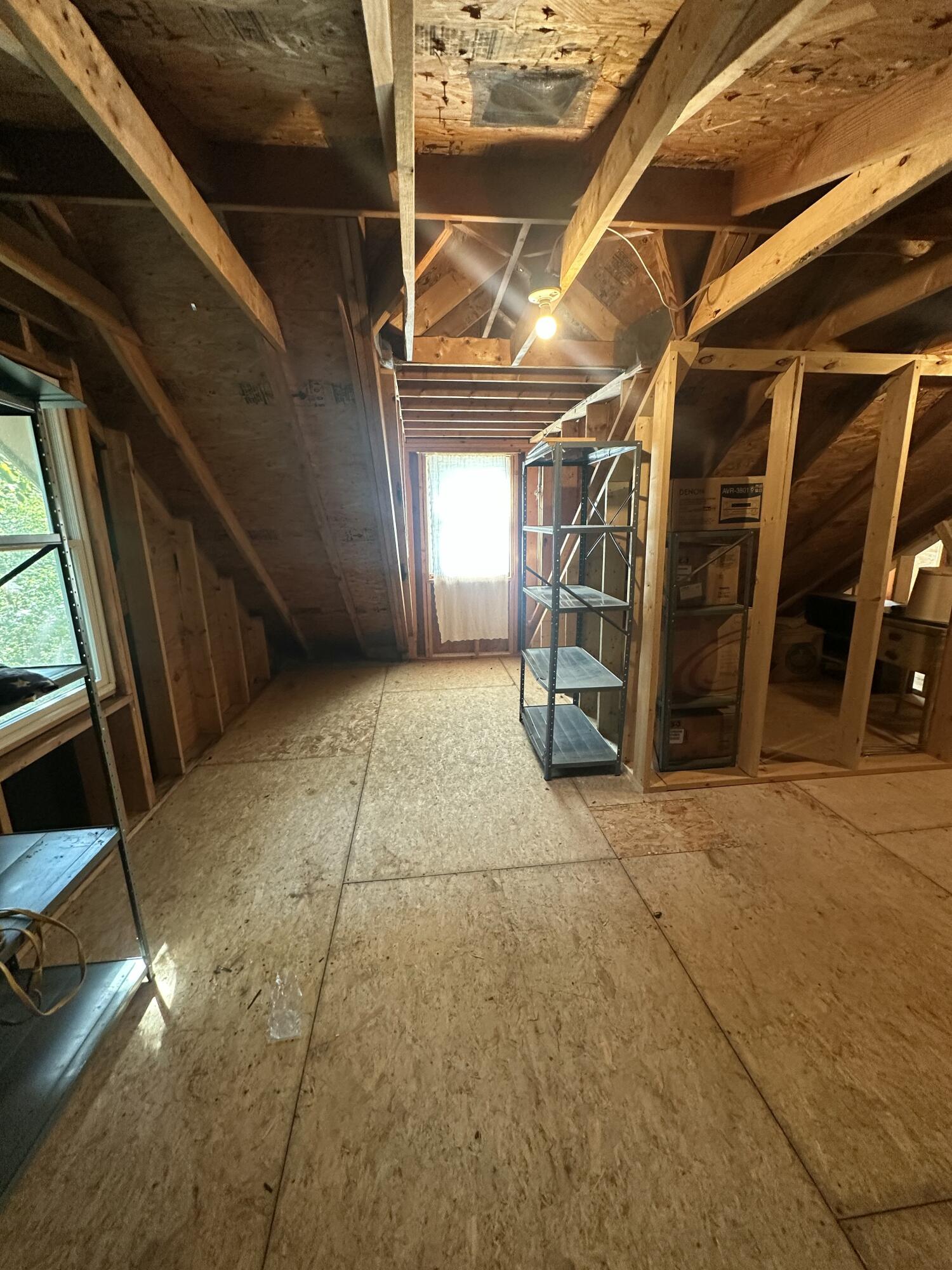 COLUMBIA, Missouri, 65203, United States, 5 Bedrooms Bedrooms, ,3 BathroomsBathrooms,Residential,For Sale,1975322