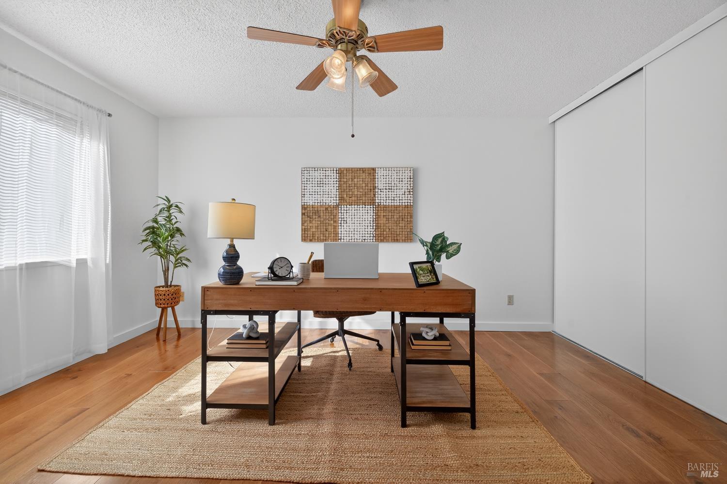 Sonoma, California, 95476, United States, 2 Bedrooms Bedrooms, ,2 BathroomsBathrooms,Residential,For Sale,2015978