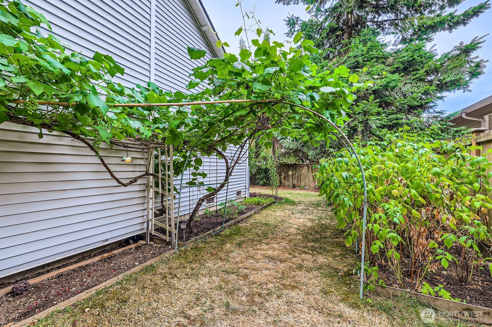 Lake Stevens, Washington, 98258, United States, 3 Bedrooms Bedrooms, ,3 BathroomsBathrooms,Residential,For Sale,1942616