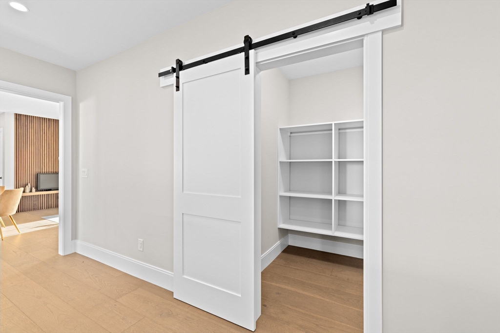 Boston, Massachusetts, 02132, United States, 3 Bedrooms Bedrooms, ,2 BathroomsBathrooms,Residential,For Sale,1991771