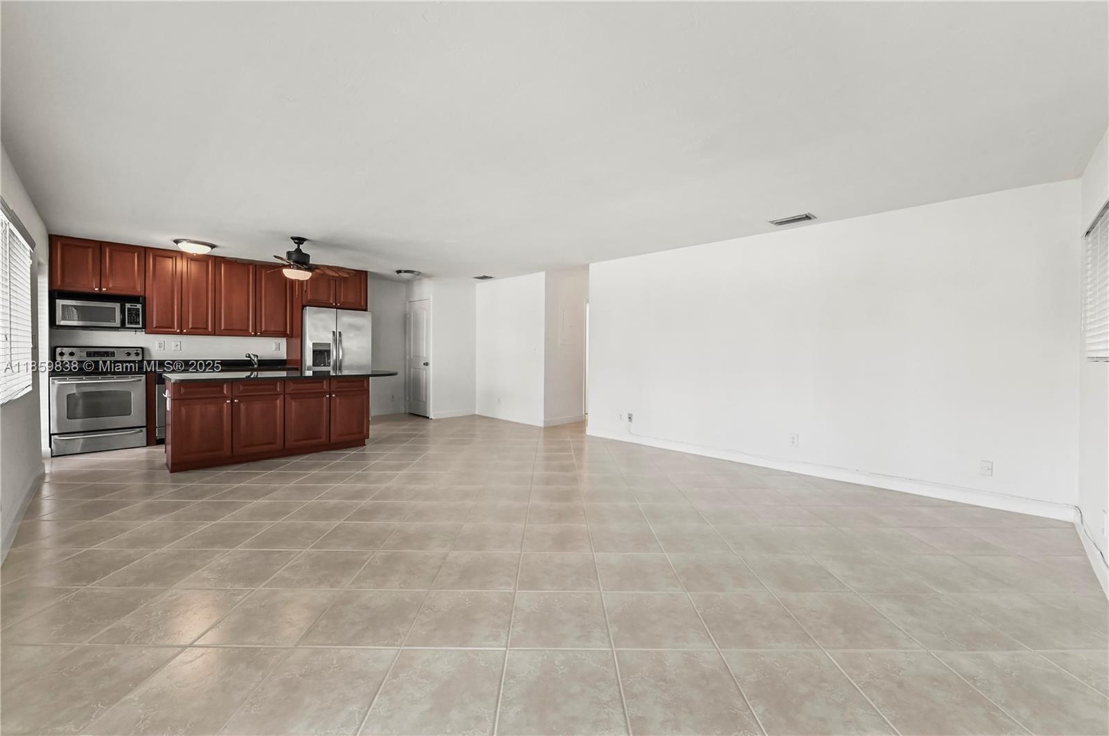 Fort Lauderdale, Florida, 33306, United States, 2 Bedrooms Bedrooms, ,2 BathroomsBathrooms,Residential,For Sale,1917523