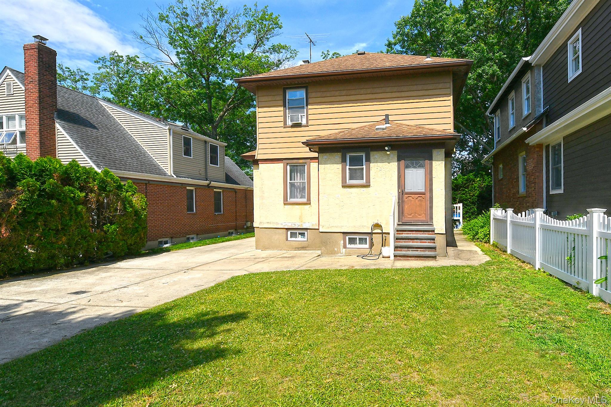 Bellmore St, Floral Park, NY 11001 #1